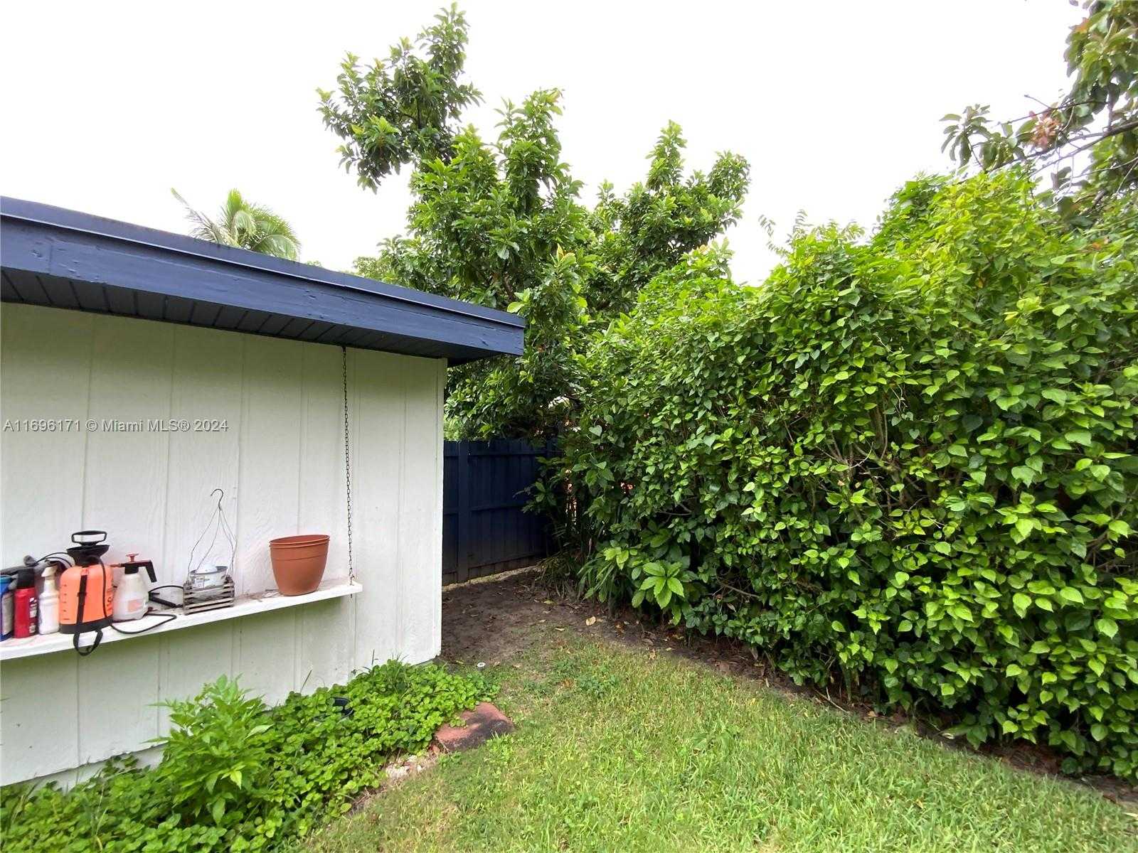 Small Image of 9221 SOUTH WEST 165TH ST, Palmetto Bay Number 47