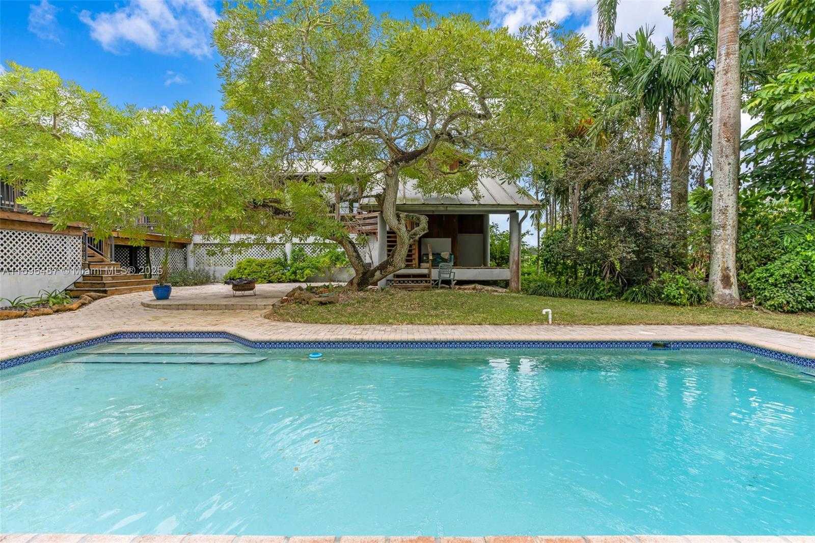 Small Image of 19255 SOUTH WEST 260TH ST, Homestead Number 22