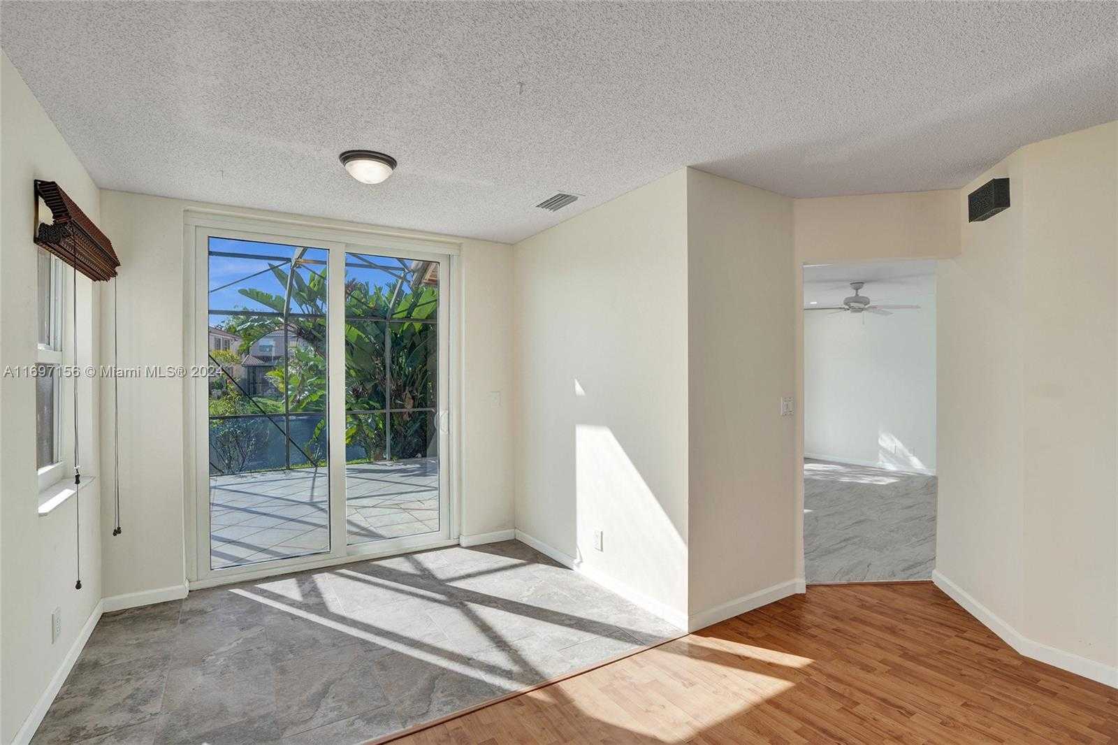 Small Image of 10820 NORTH WEST 12TH PL, Plantation Number 14