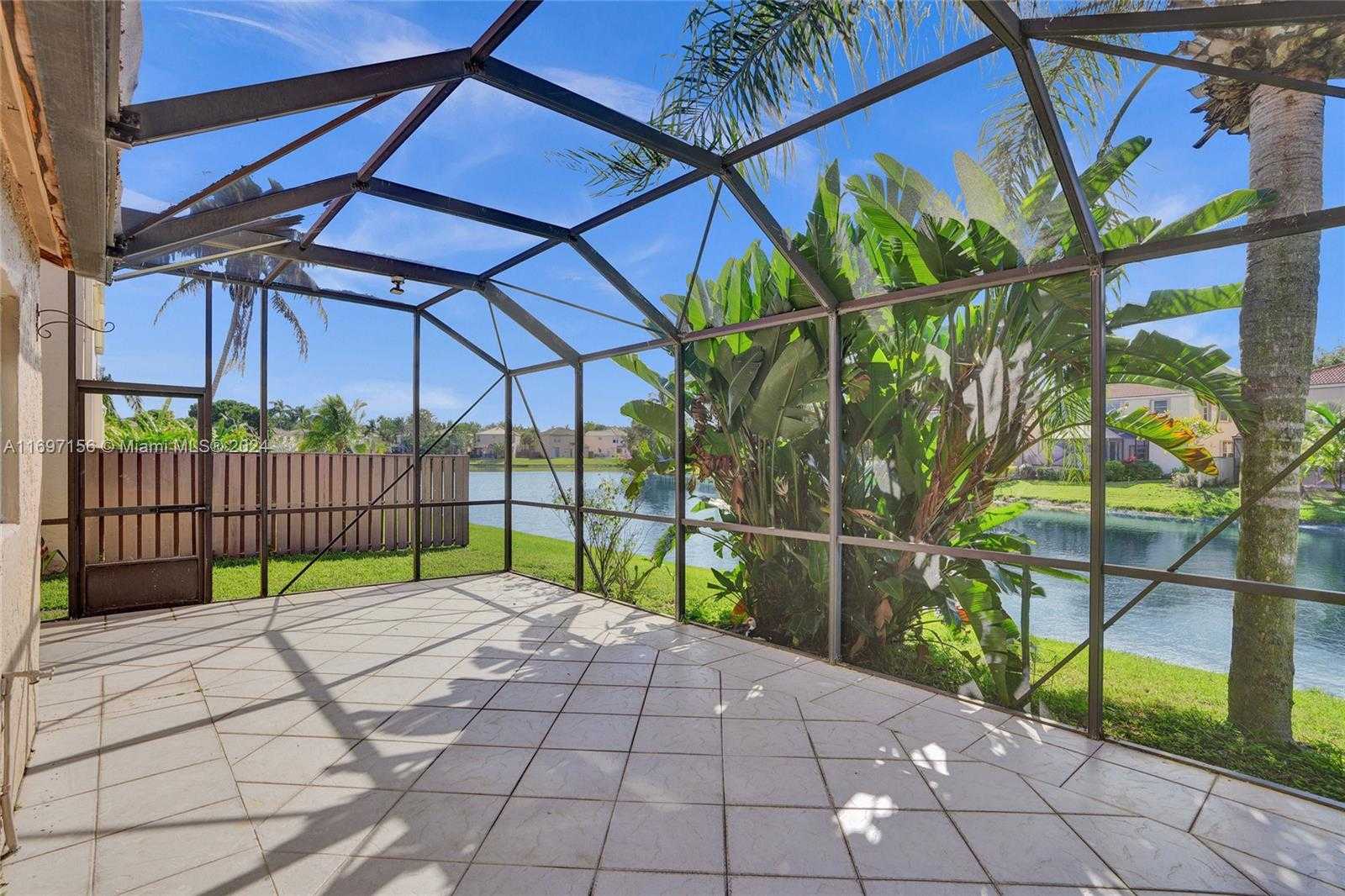 Small Image of 10820 NORTH WEST 12TH PL, Plantation Number 36