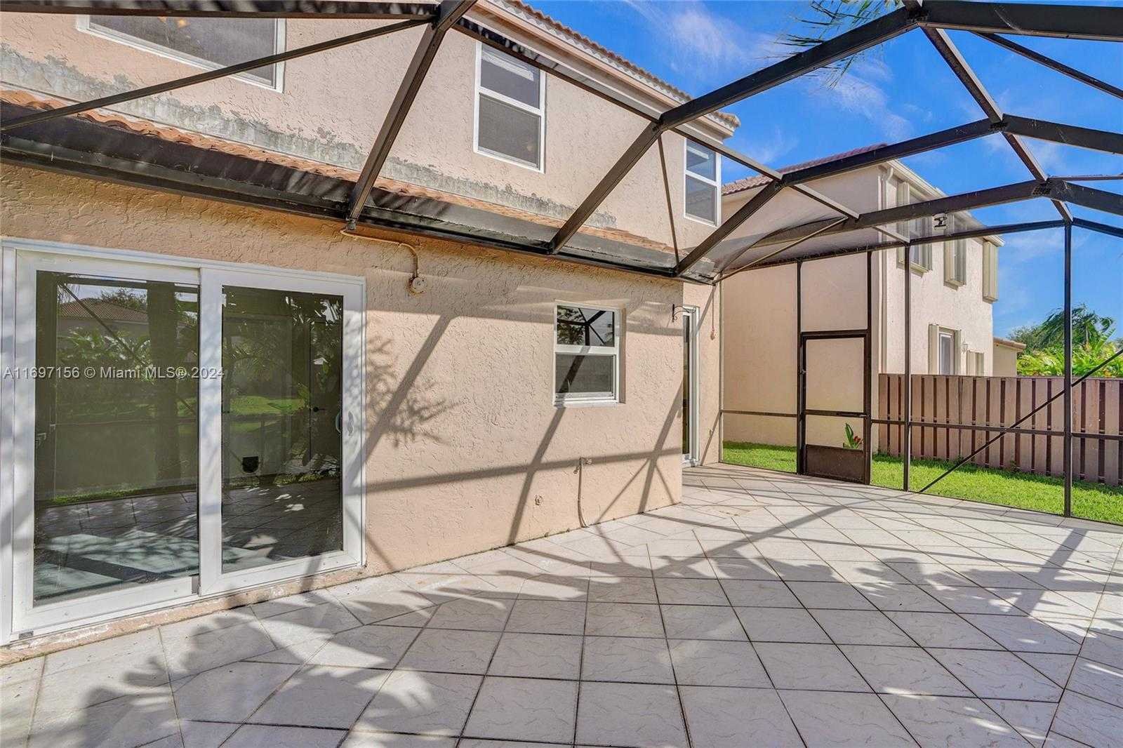 Small Image of 10820 NORTH WEST 12TH PL, Plantation Number 37