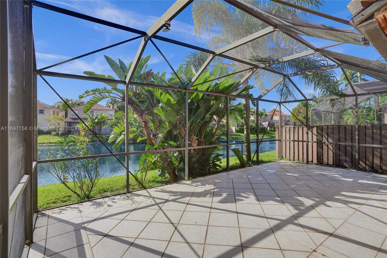 Small Image of 10820 NORTH WEST 12TH PL, Plantation Number 38
