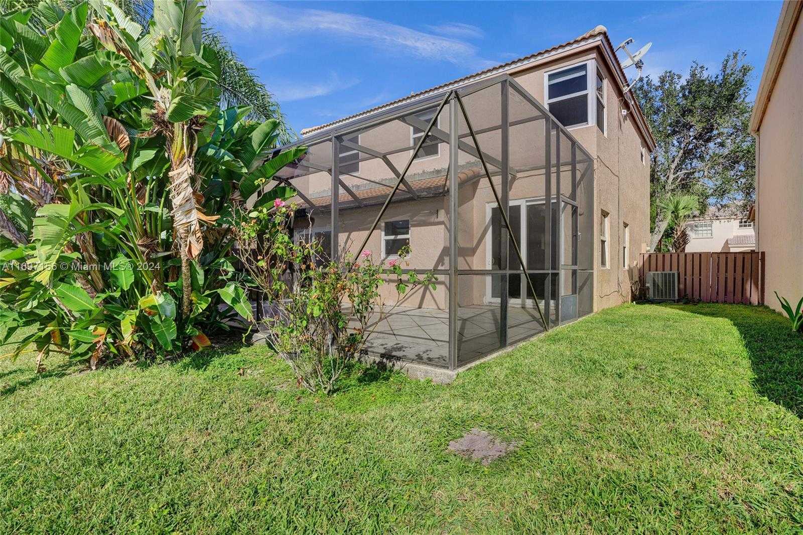 Small Image of 10820 NORTH WEST 12TH PL, Plantation Number 39