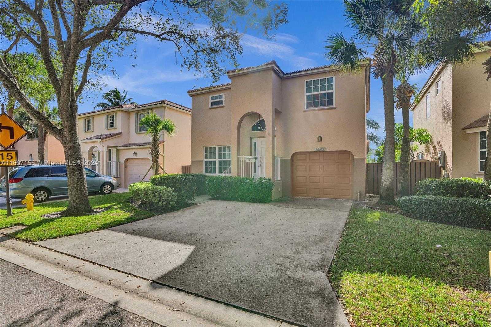 Small Image of 10820 NORTH WEST 12TH PL, Plantation Number 40