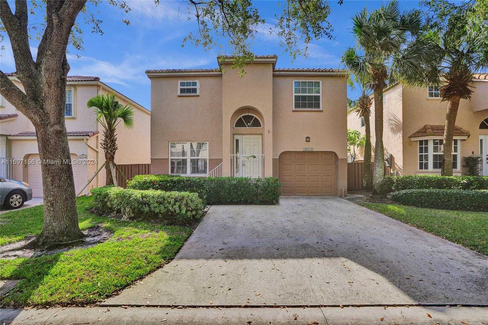 Small Image of 10820 NORTH WEST 12TH PL, Plantation Number 41