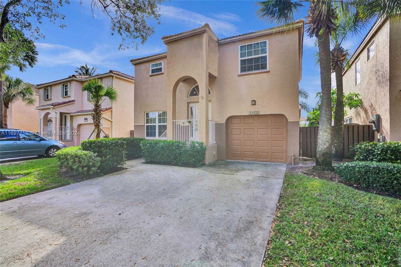 Small Image of 10820 NORTH WEST 12TH PL, Plantation Number 43