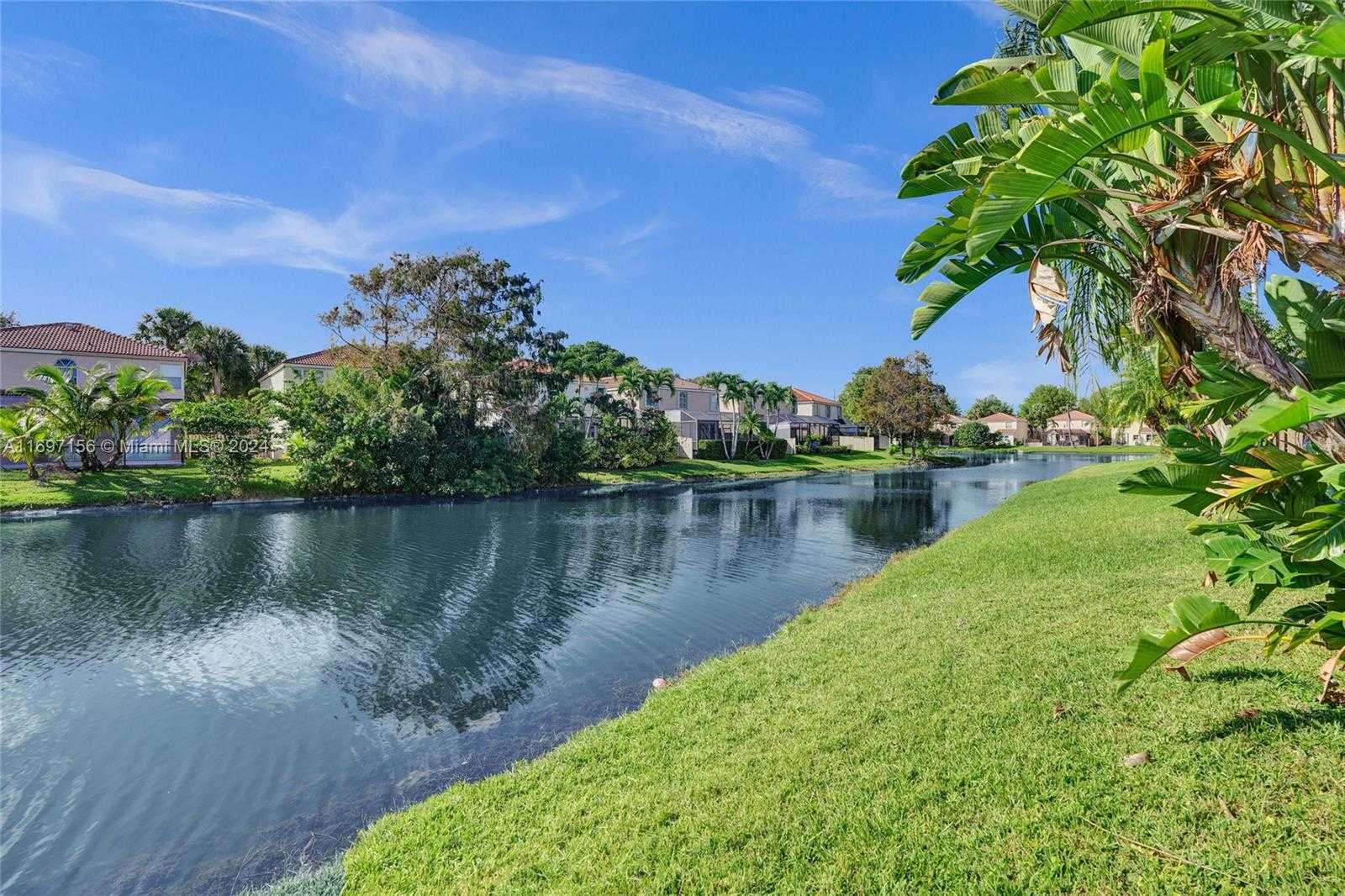 Small Image of 10820 NORTH WEST 12TH PL, Plantation Number 44