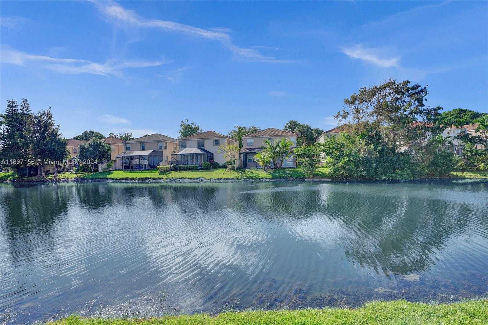 Small Image of 10820 NORTH WEST 12TH PL, Plantation Number 45