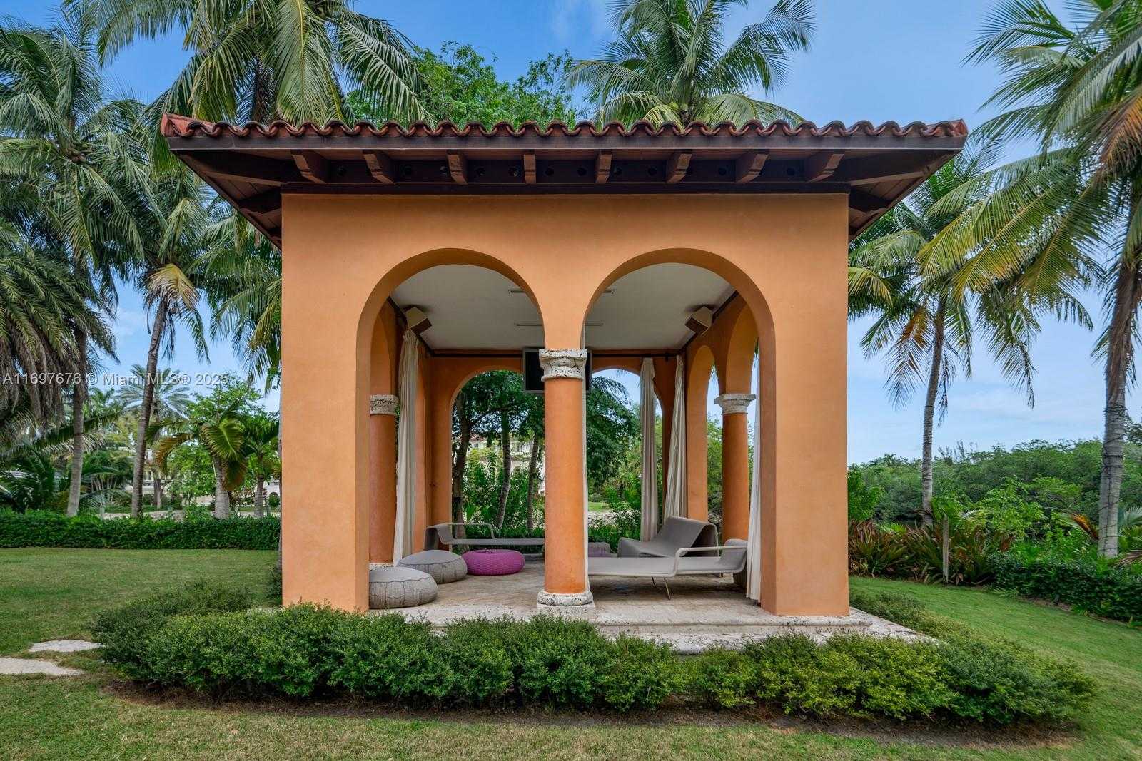 Small Image of 221 CASUARINA CONCOURSE, Coral Gables Number 27