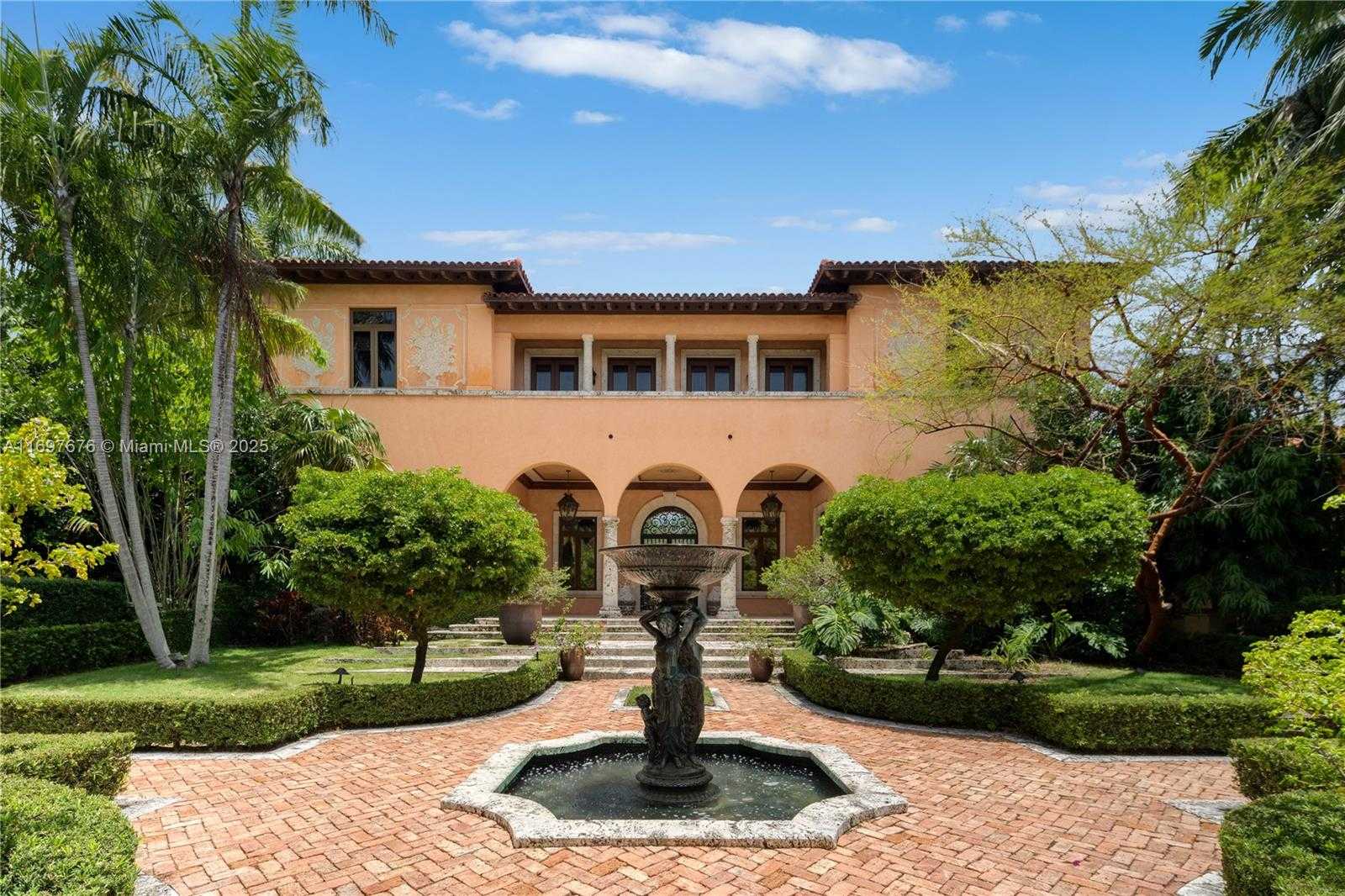 Small Image of 221 CASUARINA CONCOURSE, Coral Gables Number 42