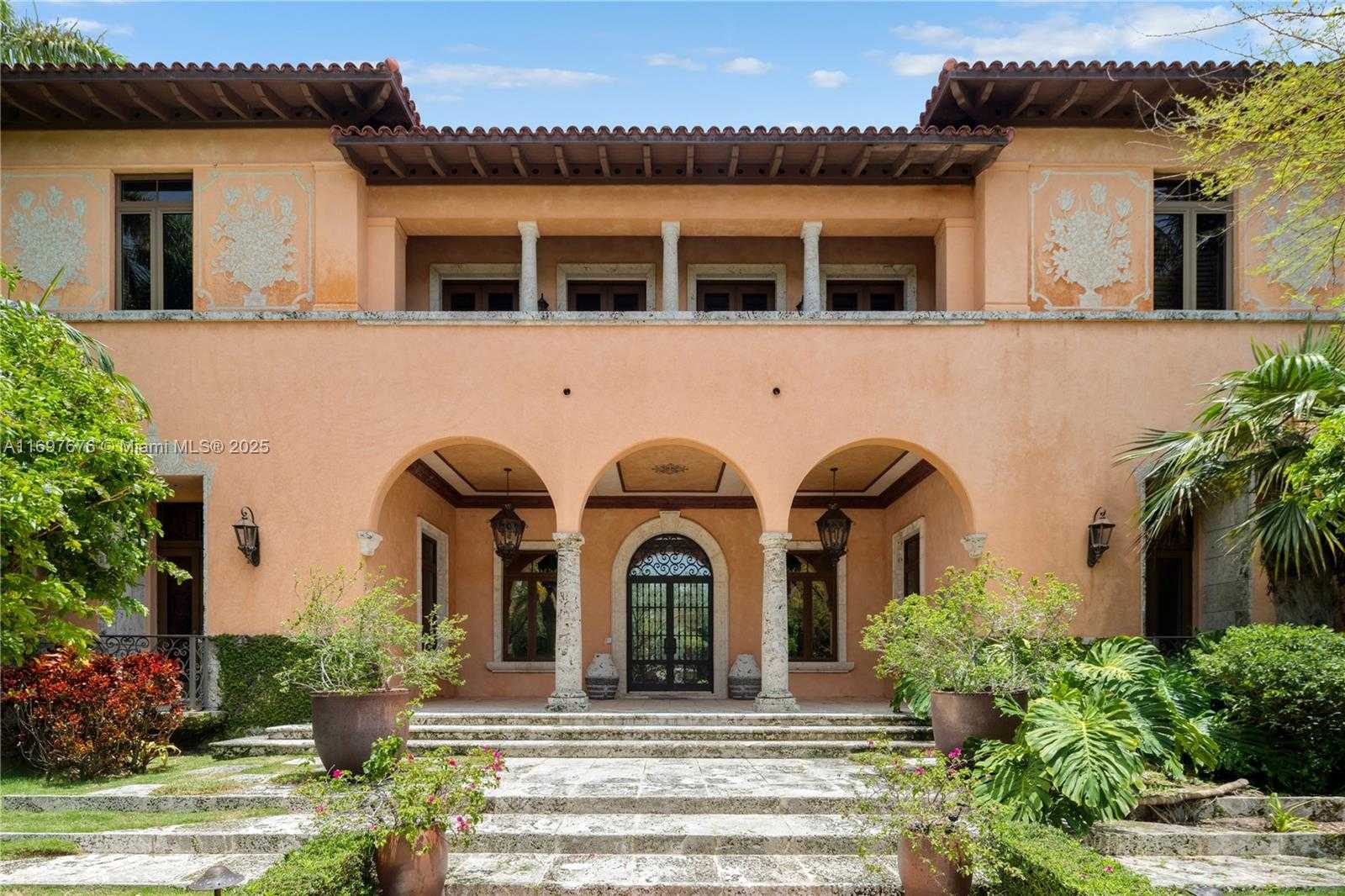 Small Image of 221 CASUARINA CONCOURSE, Coral Gables Number 43