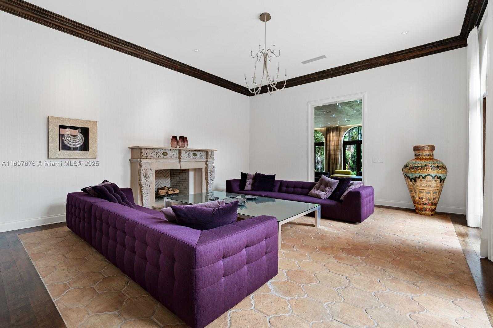 Small Image of 221 CASUARINA CONCOURSE, Coral Gables Number 8