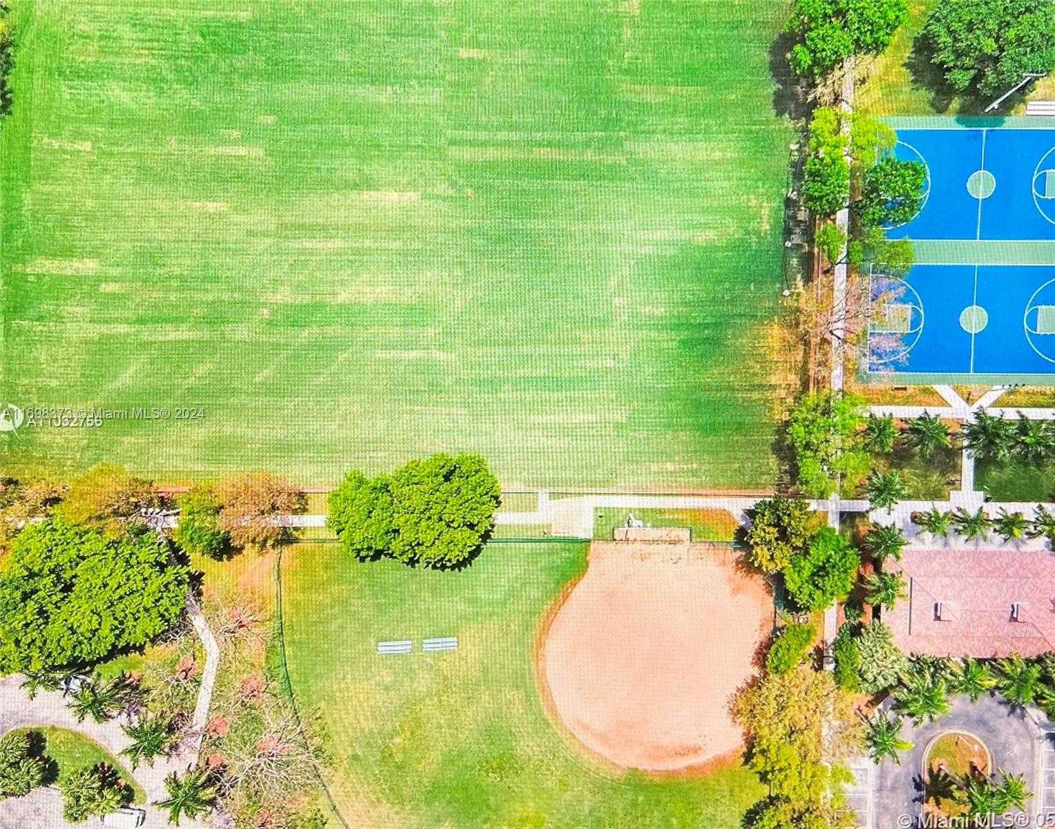 Small Image of 11161 NORTH WEST 71ST ST, Doral Number 22