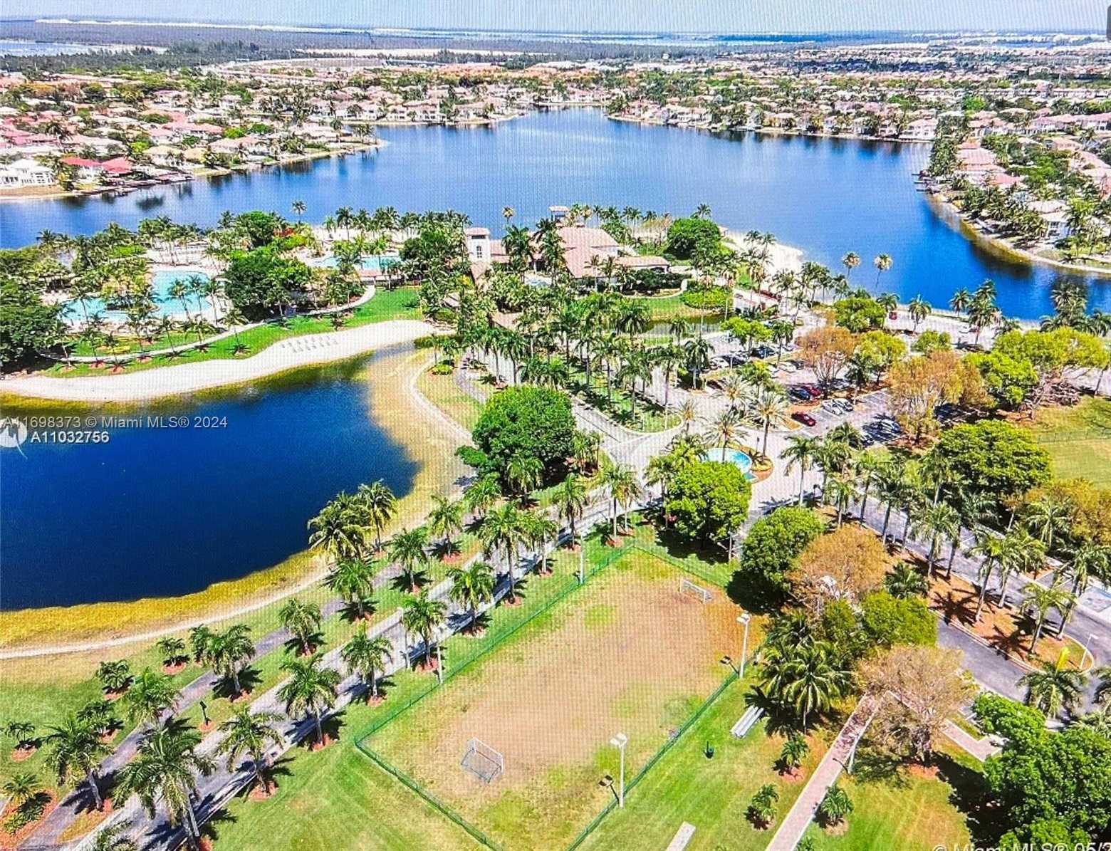 Small Image of 11161 NORTH WEST 71ST ST, Doral Number 23