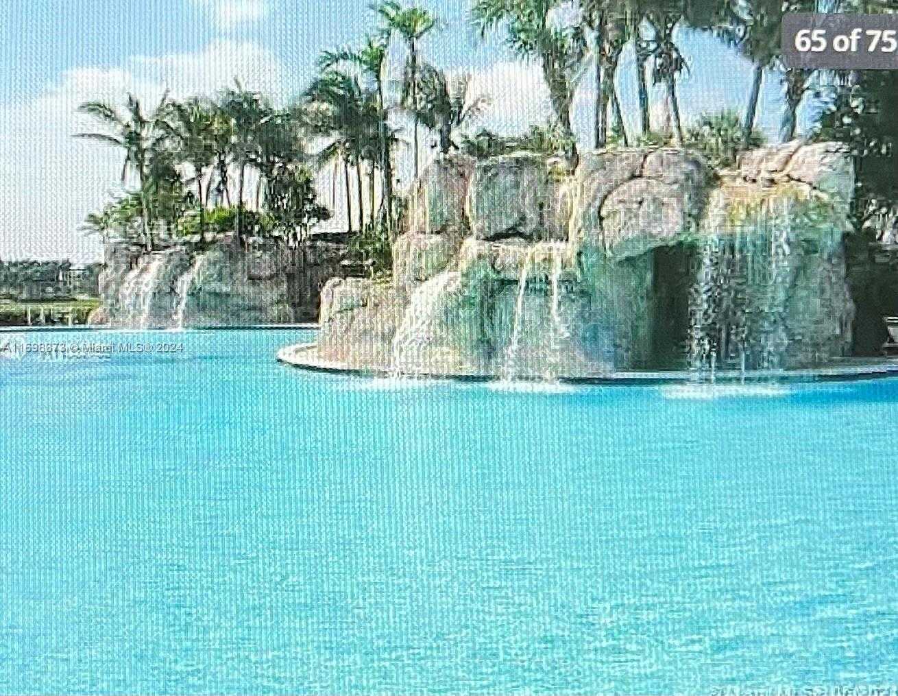 Small Image of 11161 NORTH WEST 71ST ST, Doral Number 29