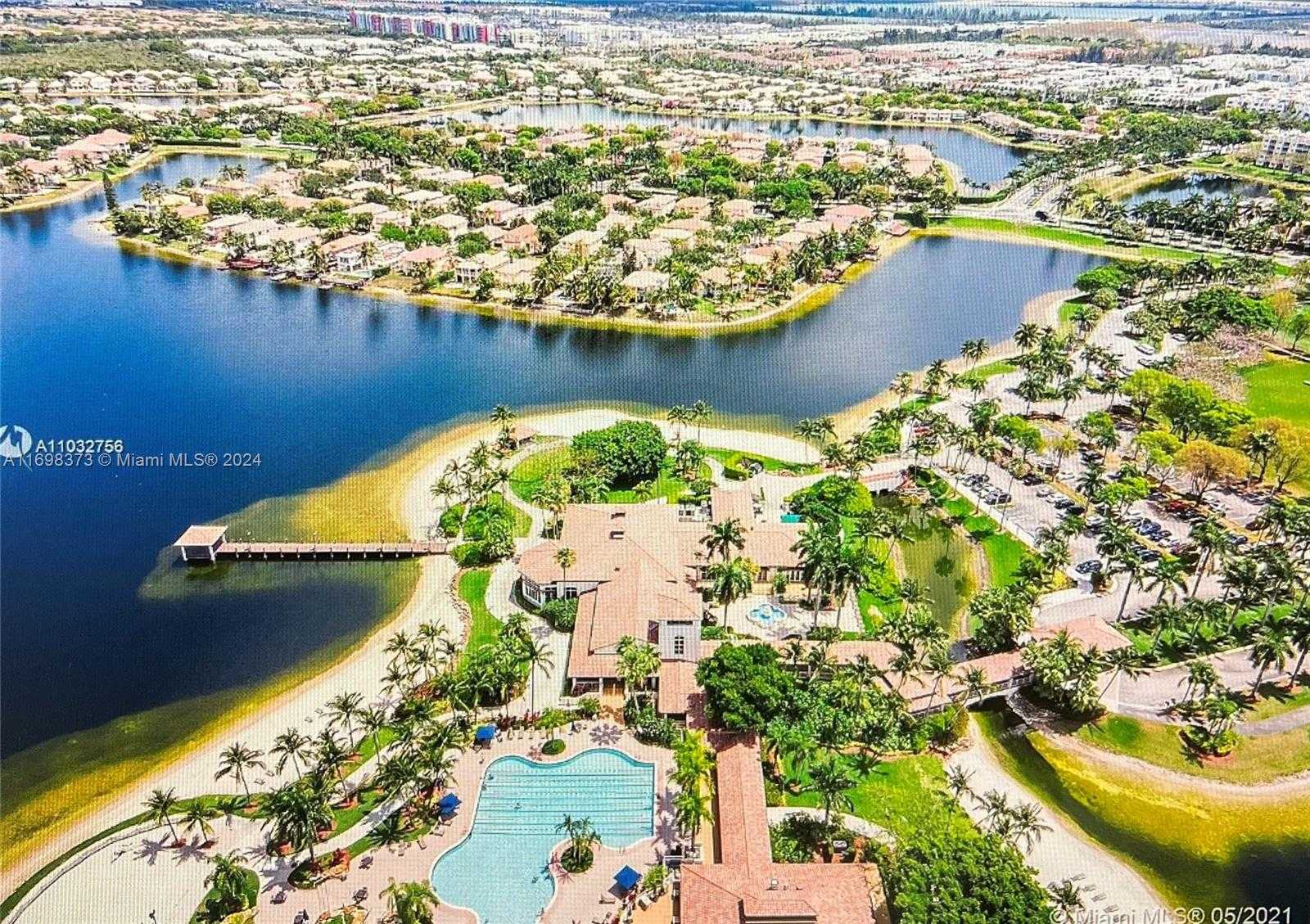 Small Image of 11161 NORTH WEST 71ST ST, Doral Number 31