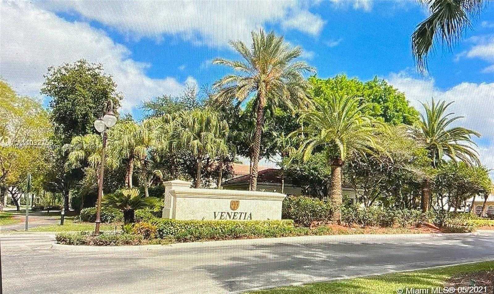Small Image of 11161 NORTH WEST 71ST ST, Doral Number 34