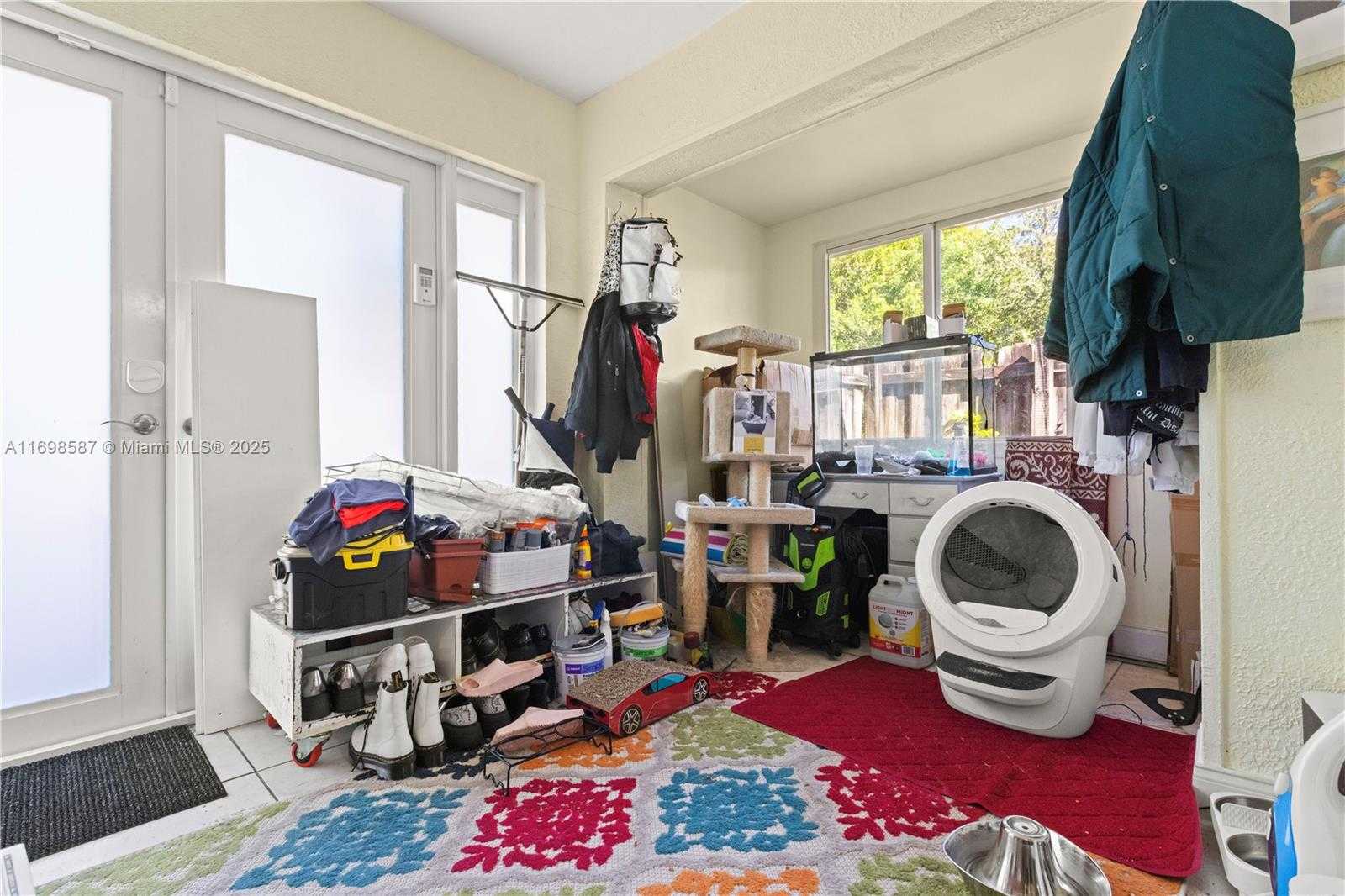 Small Image of 2716 POLK ST, Hollywood Number 5