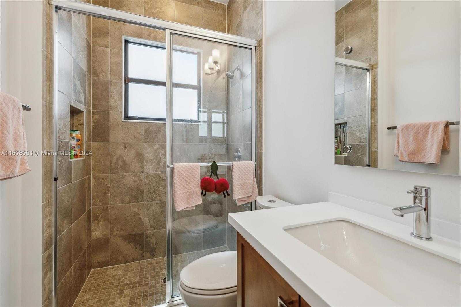 Small Image of 8067 WHITE WAVE TER, Boca Raton Number 19