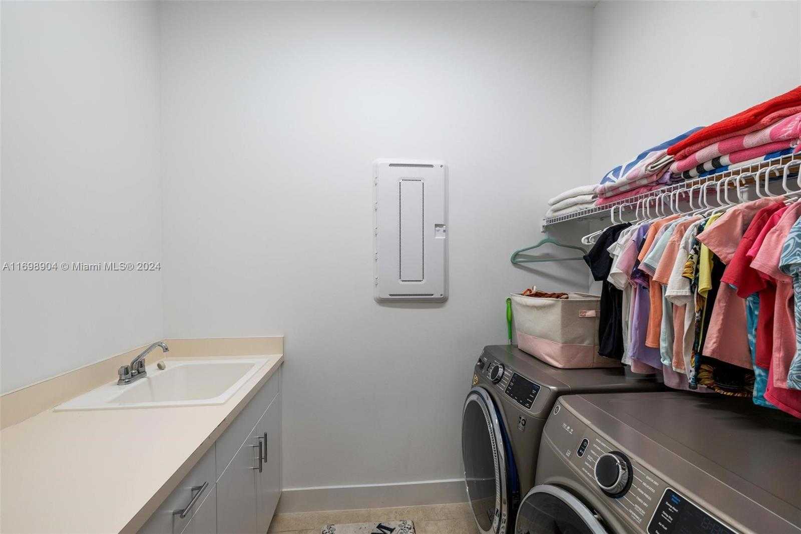 Small Image of 8067 WHITE WAVE TER, Boca Raton Number 23