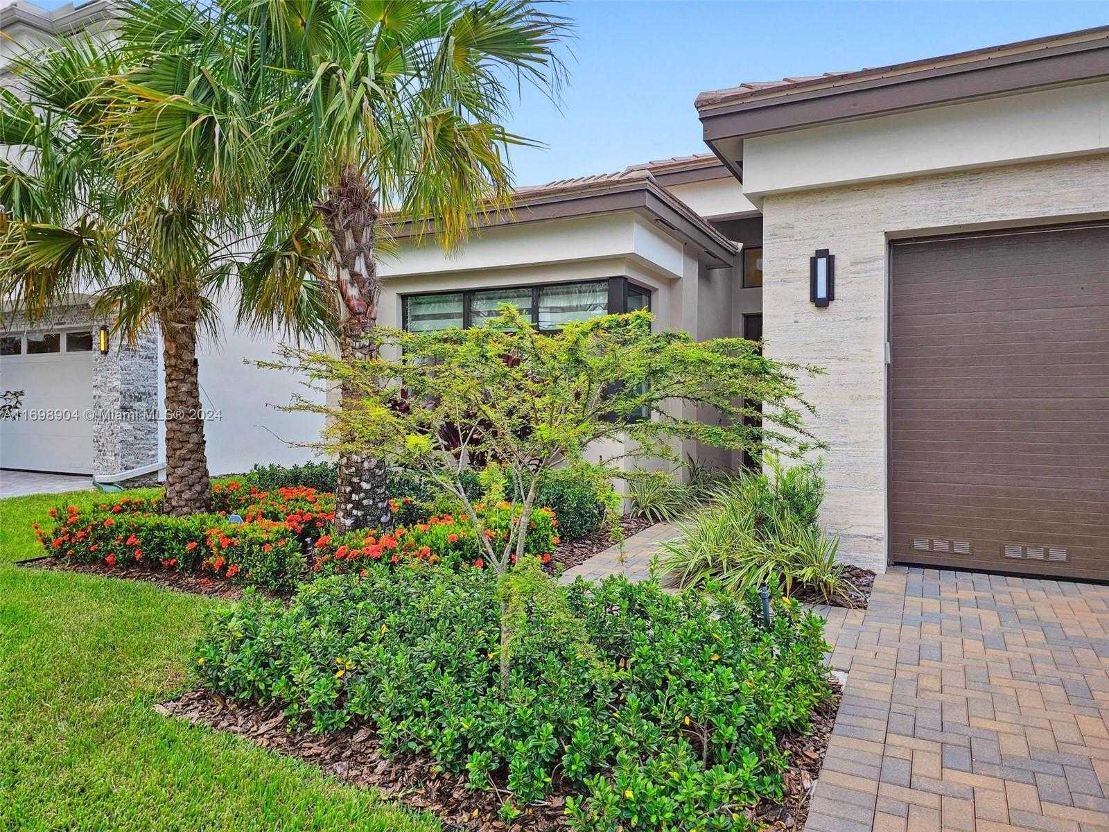 Small Image of 8067 WHITE WAVE TER, Boca Raton Number 6