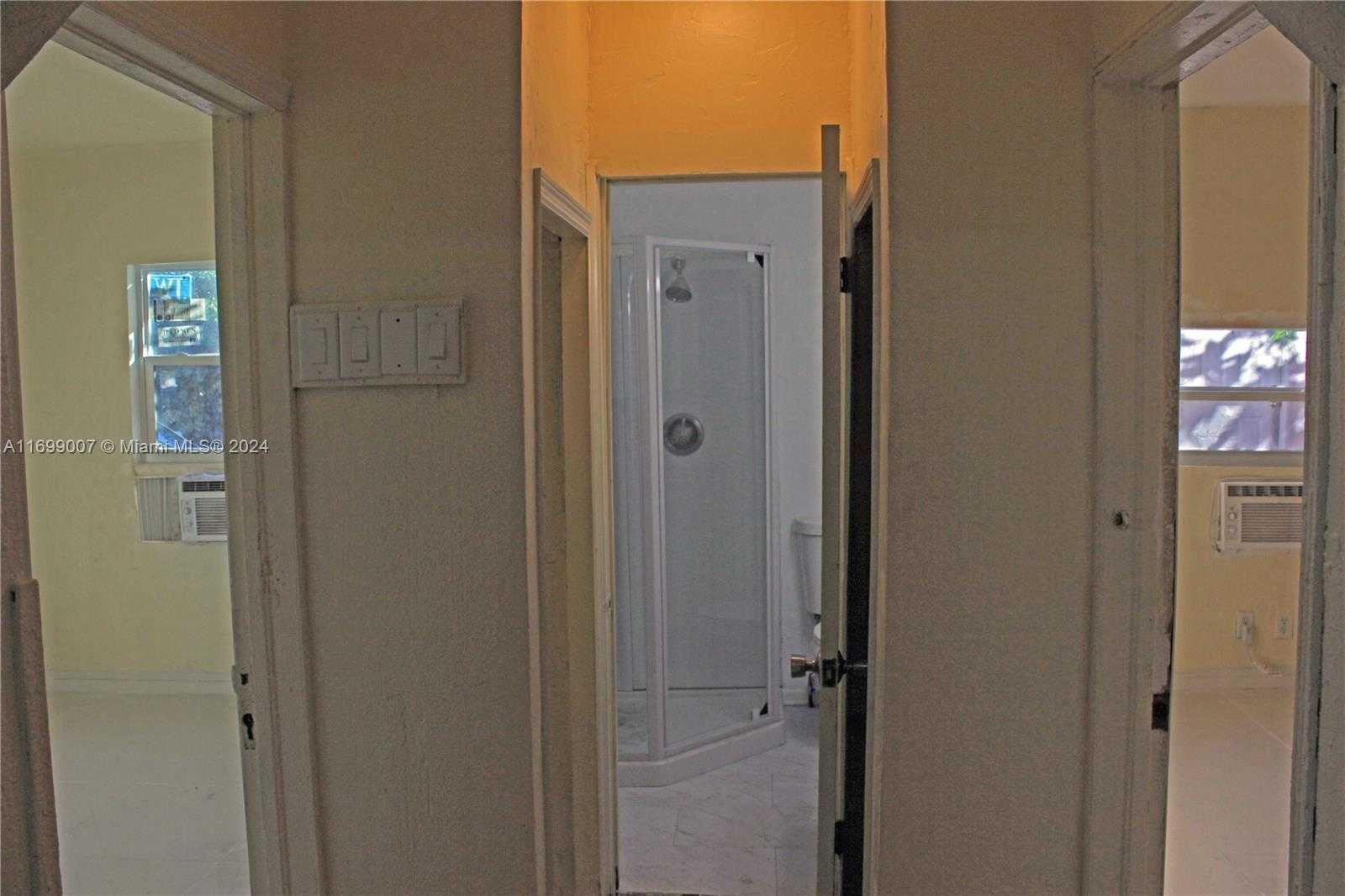 Small Image of 1918 NORTH WEST 82ND ST, Miami Number 12