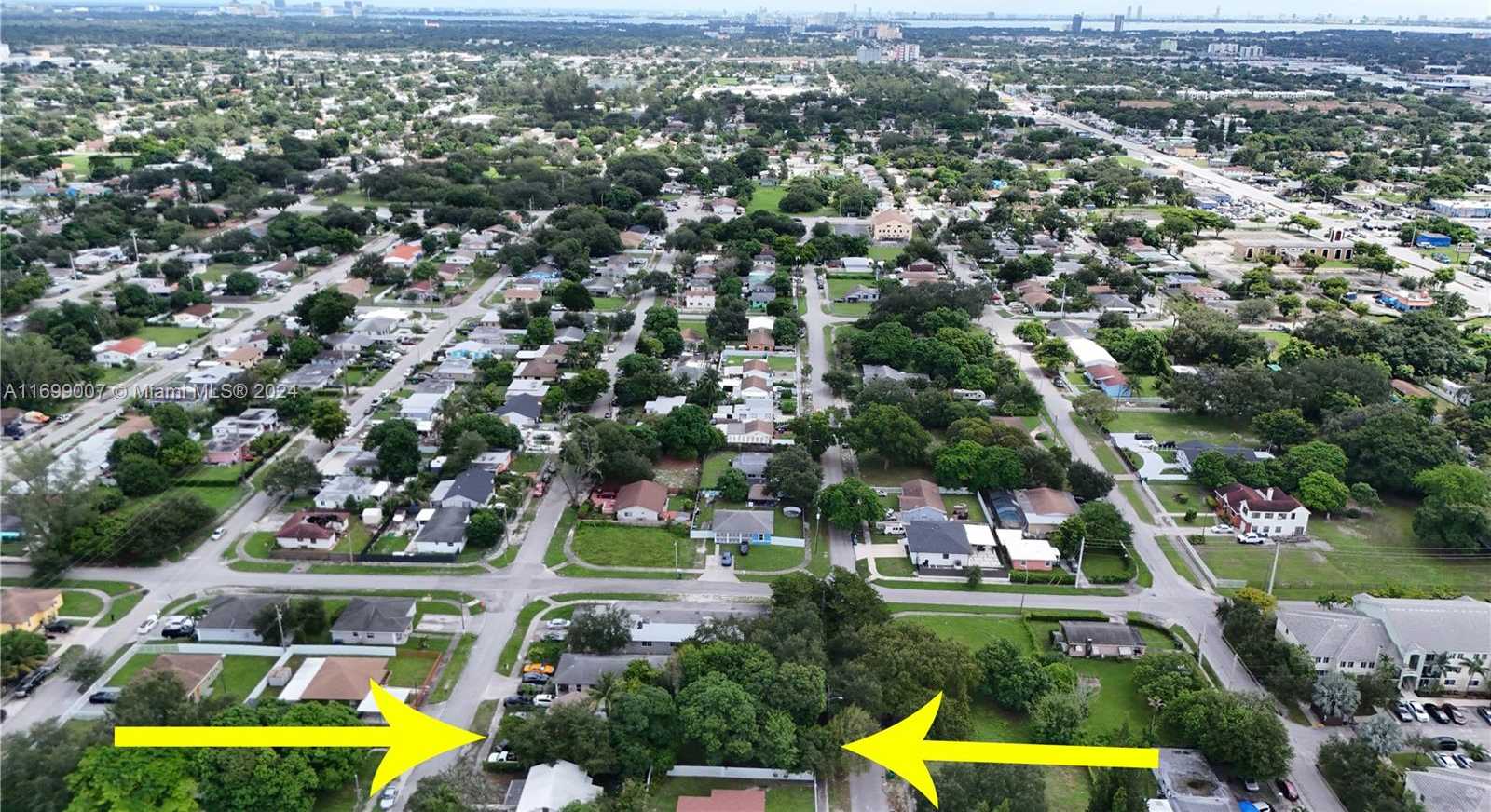 Small Image of 1918 NORTH WEST 82ND ST, Miami Number 2
