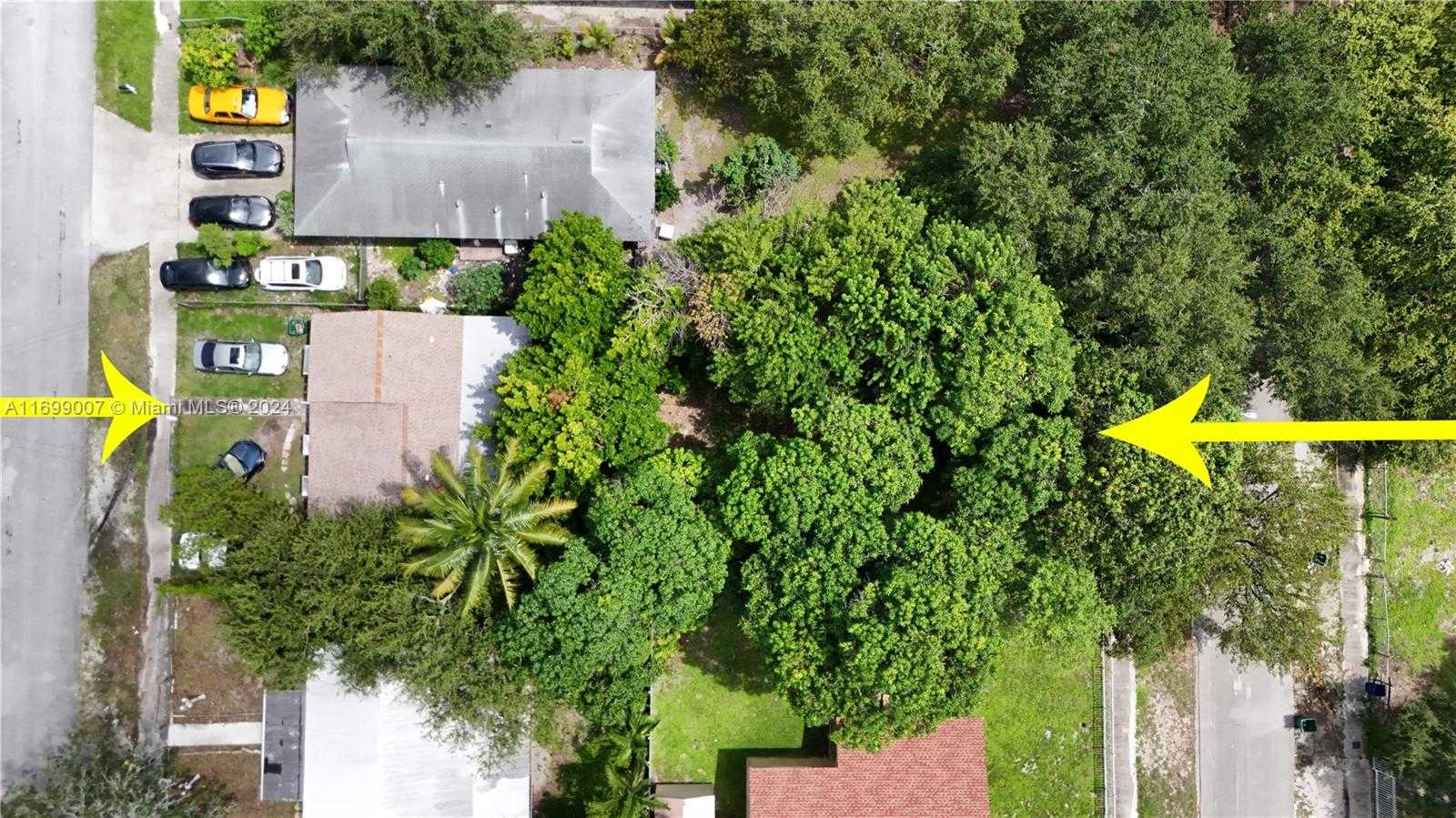 Small Image of 1918 NORTH WEST 82ND ST, Miami Number 5