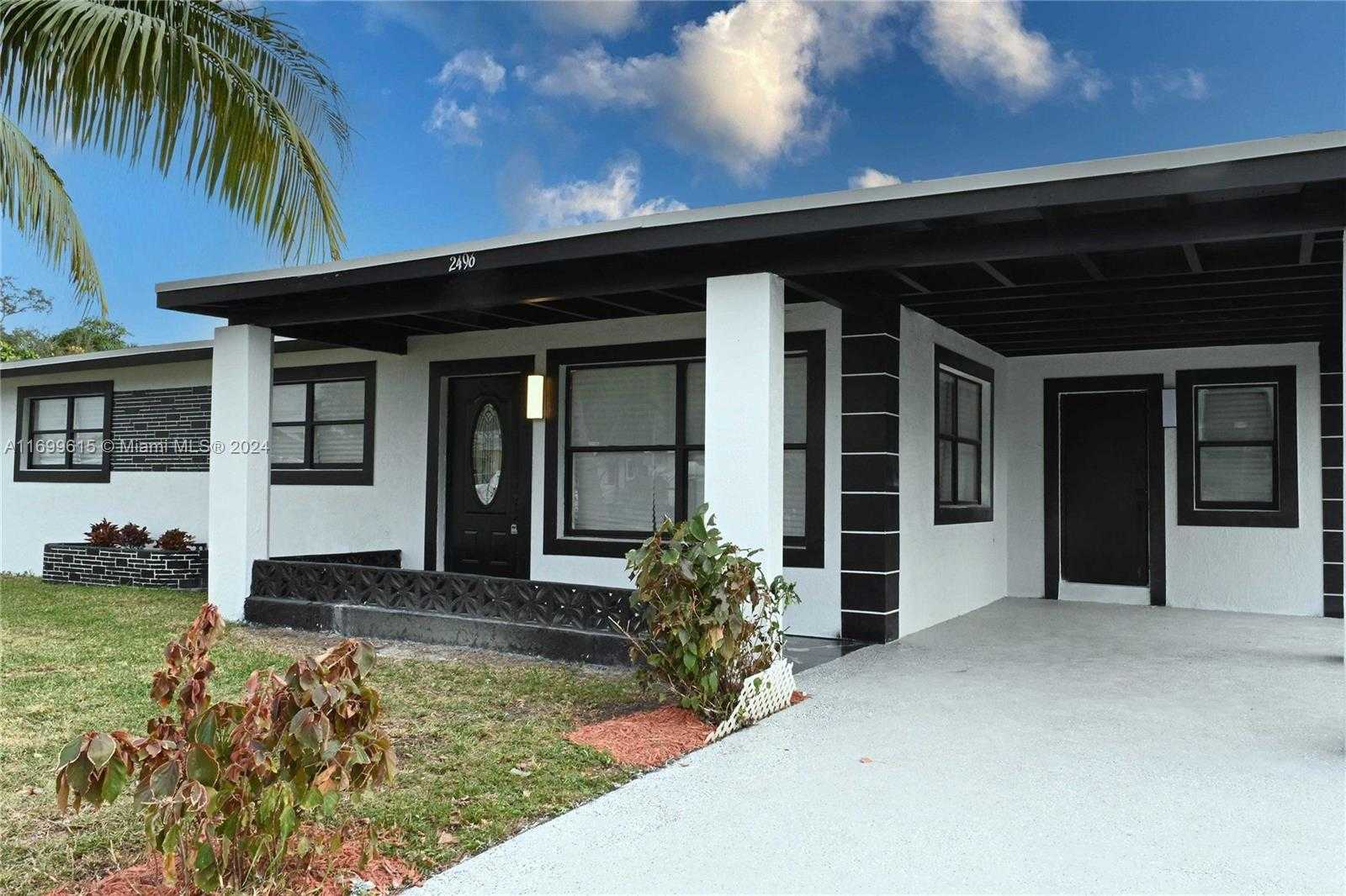 Small Image of 2496 SOUTH WEST 8TH ST, Fort Lauderdale Number 17