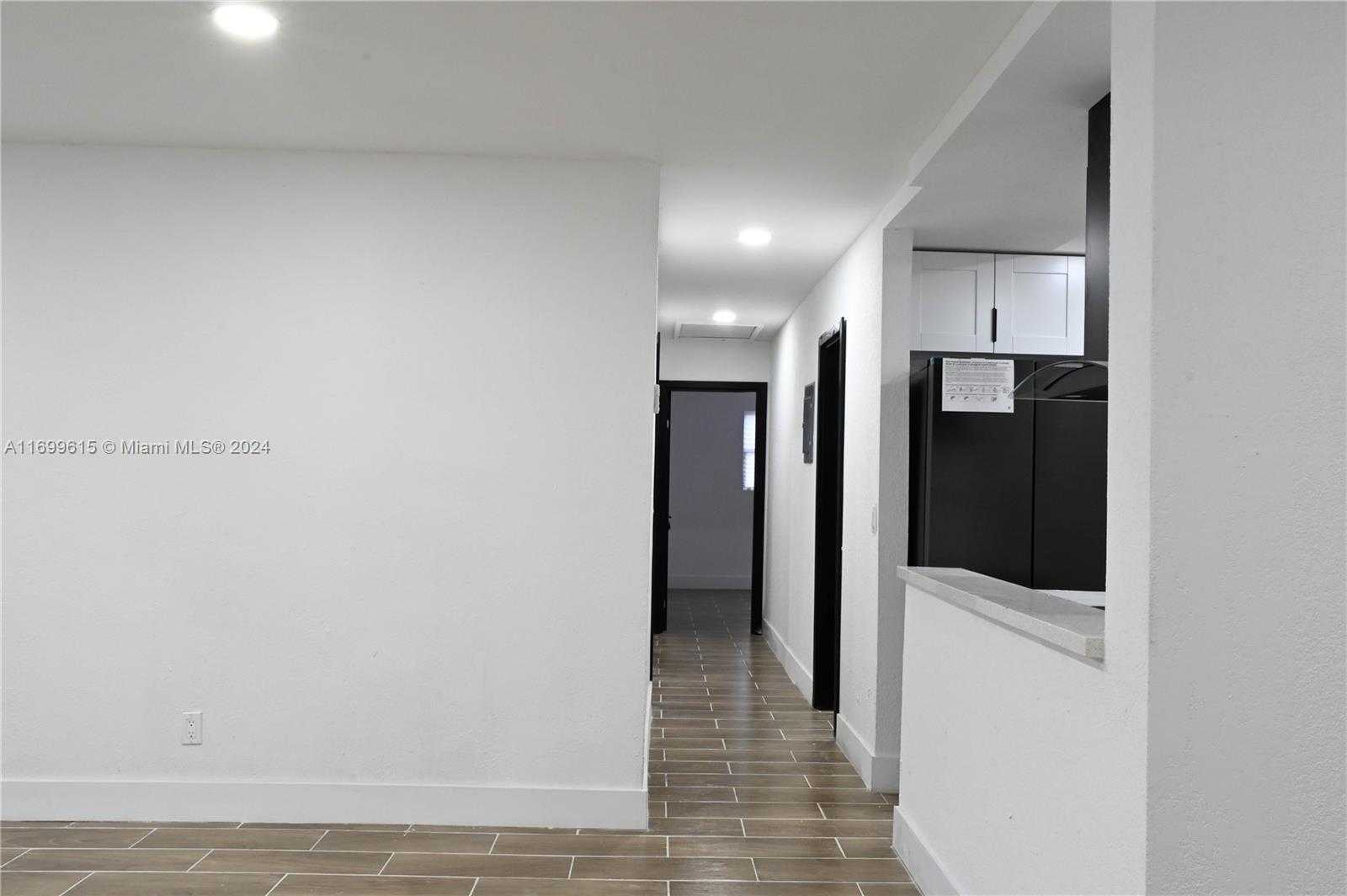 Small Image of 2496 SOUTH WEST 8TH ST, Fort Lauderdale Number 37