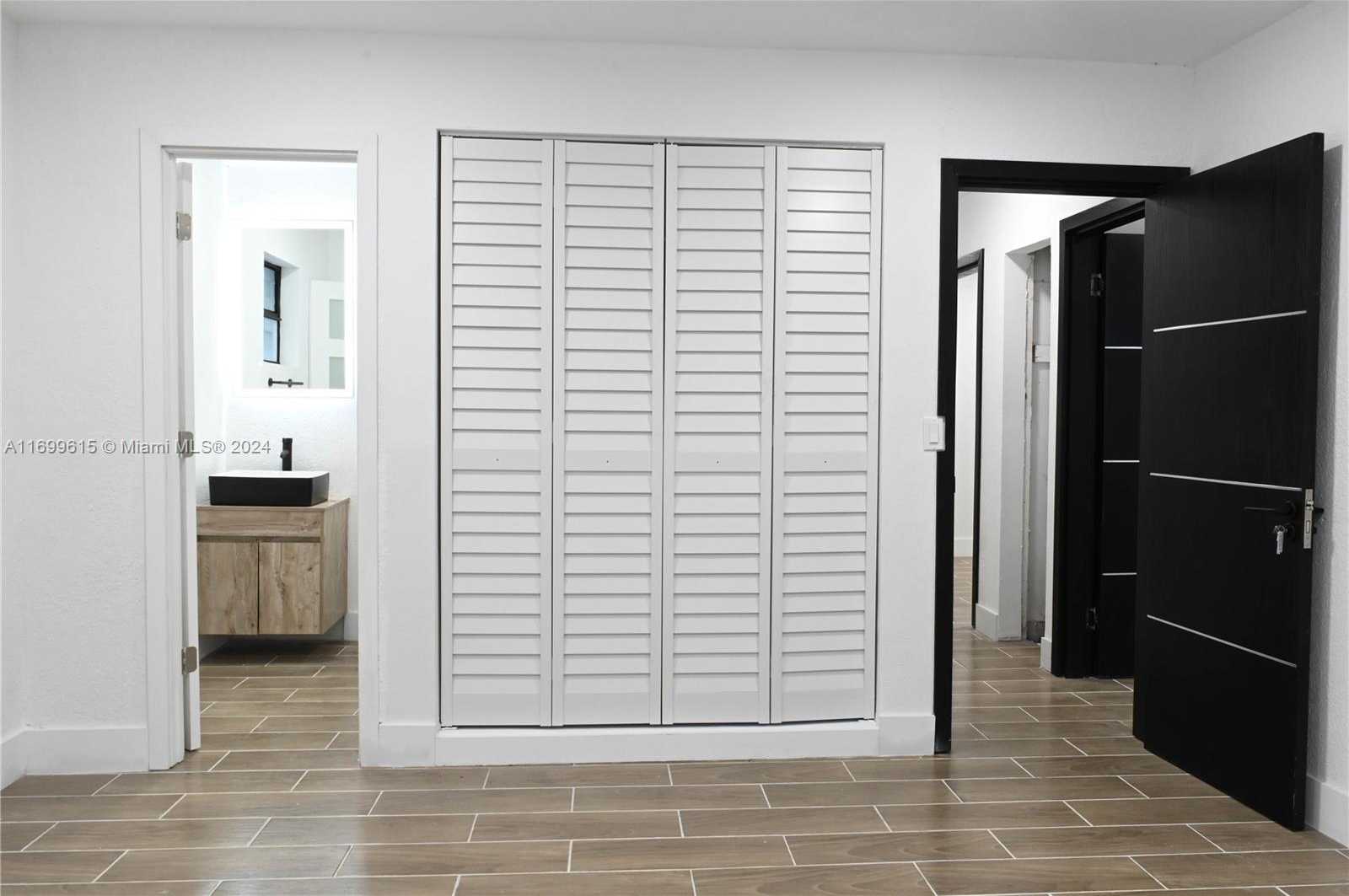 Small Image of 2496 SOUTH WEST 8TH ST, Fort Lauderdale Number 42