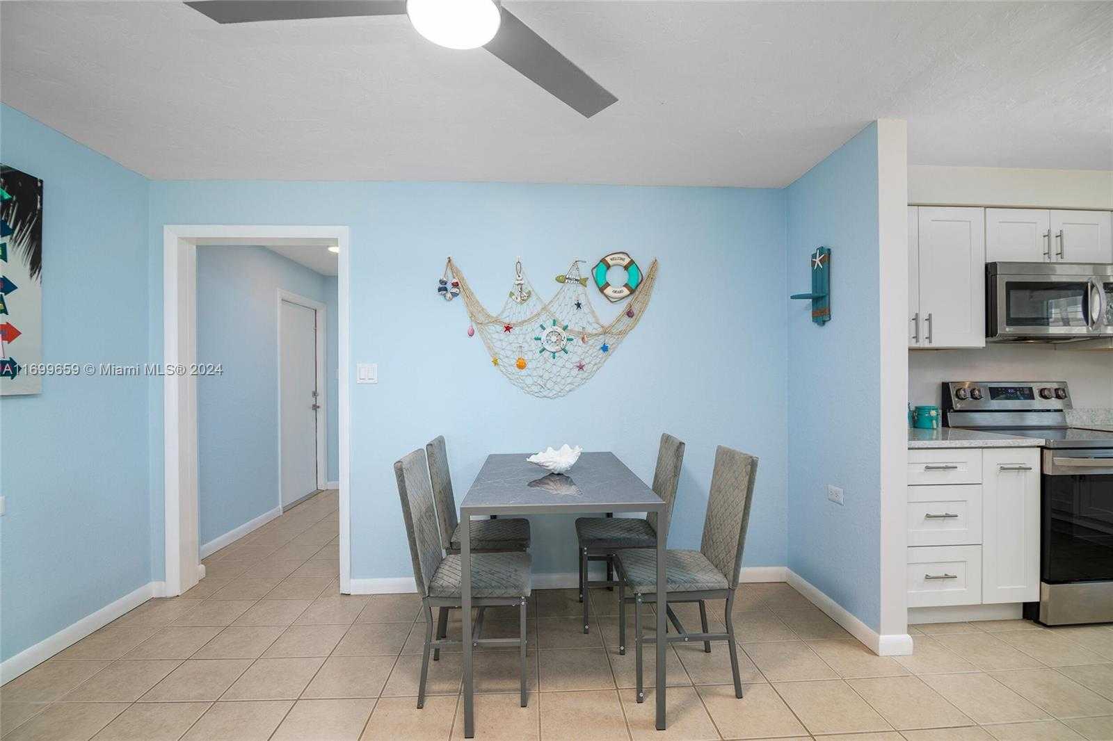 Small Image of 7951 GULFSTREAM BLVD, Marathon Number 17