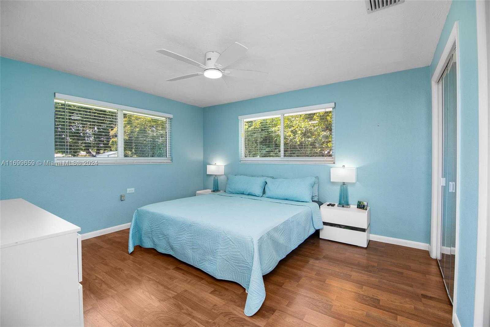 Small Image of 7951 GULFSTREAM BLVD, Marathon Number 22