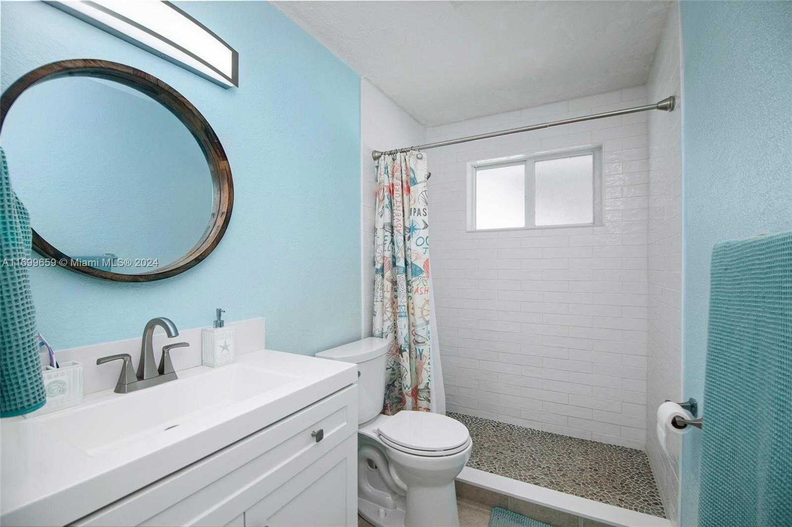 Small Image of 7951 GULFSTREAM BLVD, Marathon Number 25