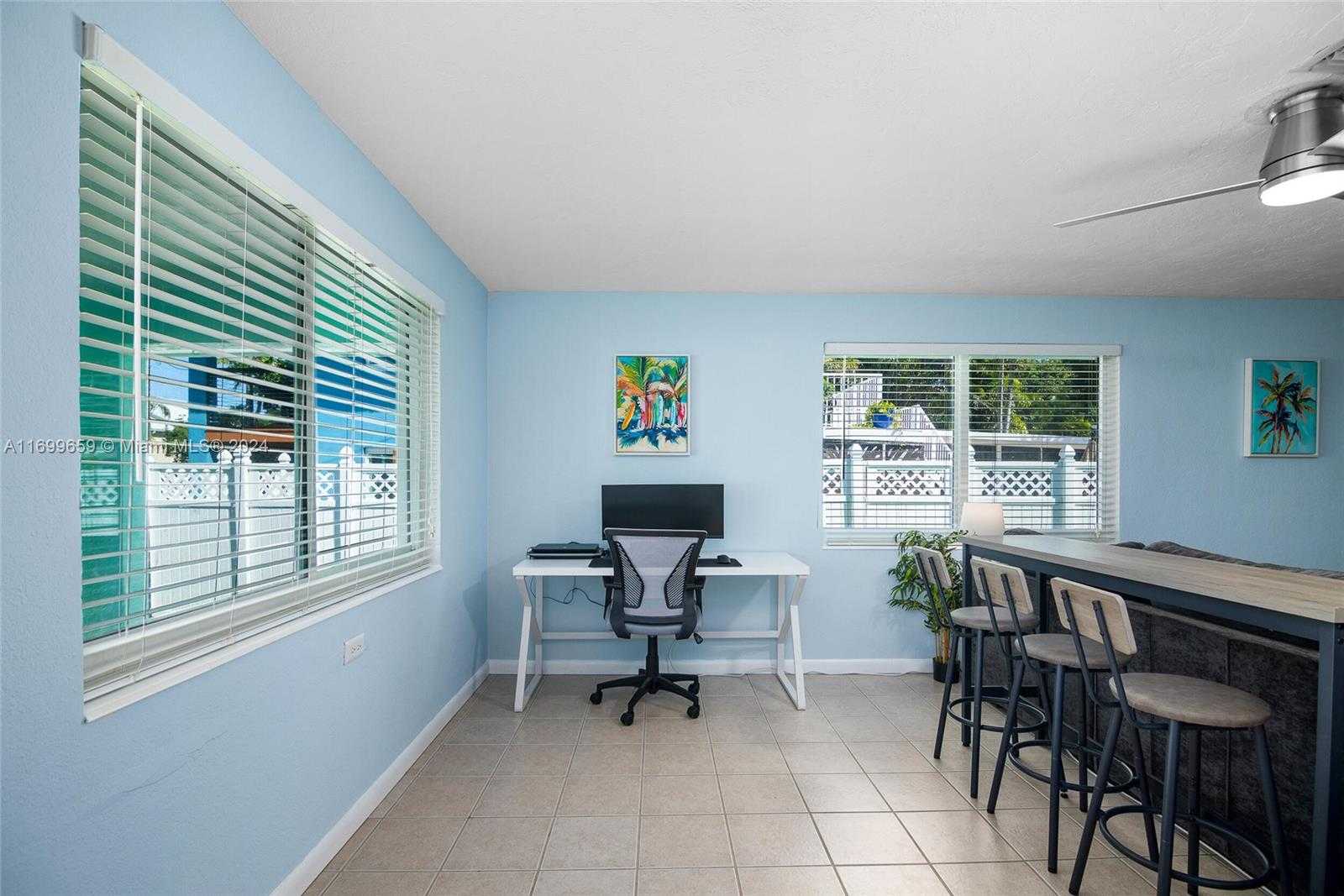 Small Image of 7951 GULFSTREAM BLVD, Marathon Number 3