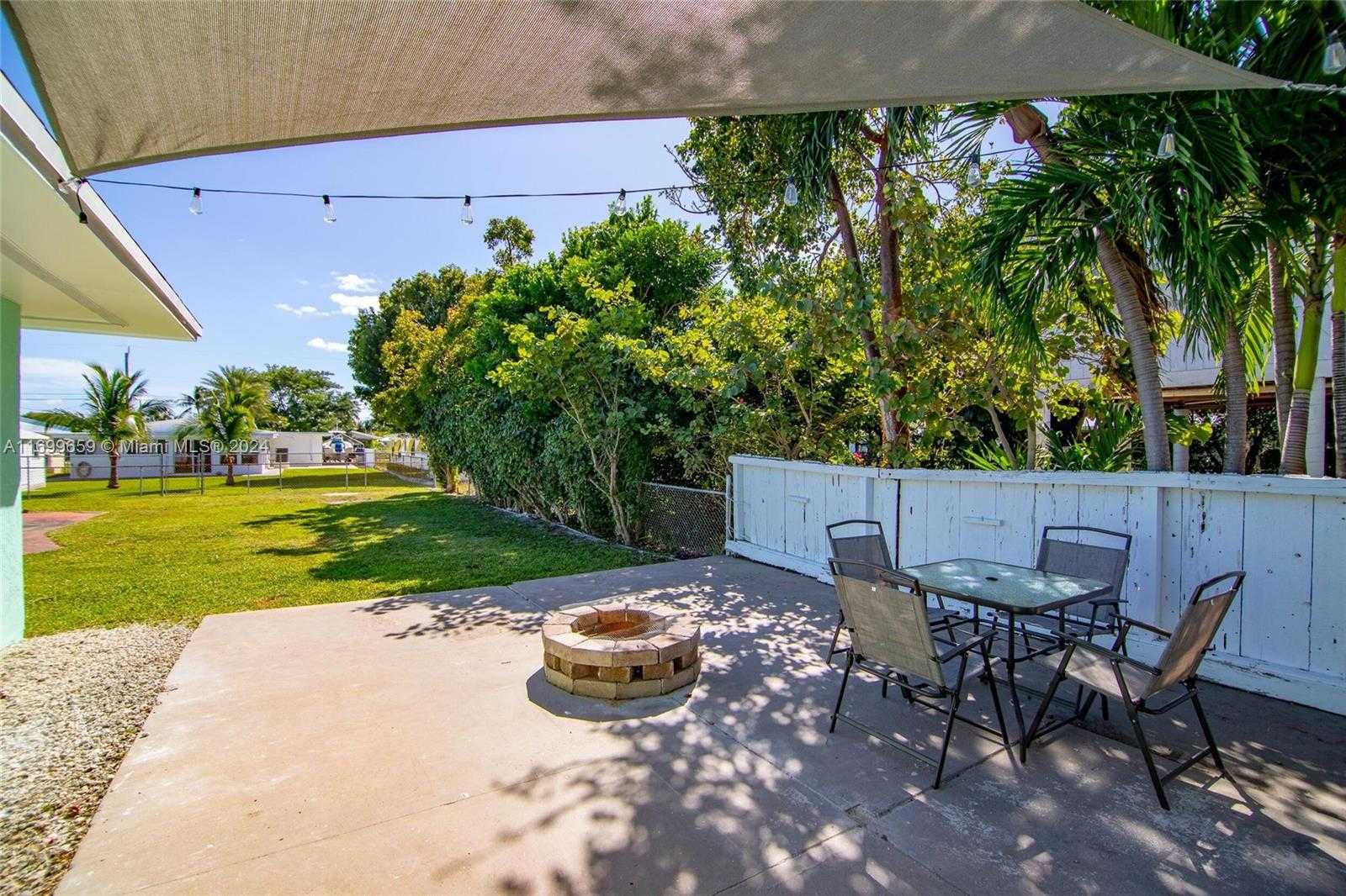 Small Image of 7951 GULFSTREAM BLVD, Marathon Number 44