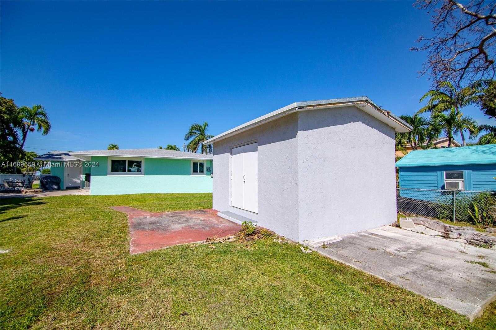 Small Image of 7951 GULFSTREAM BLVD, Marathon Number 48