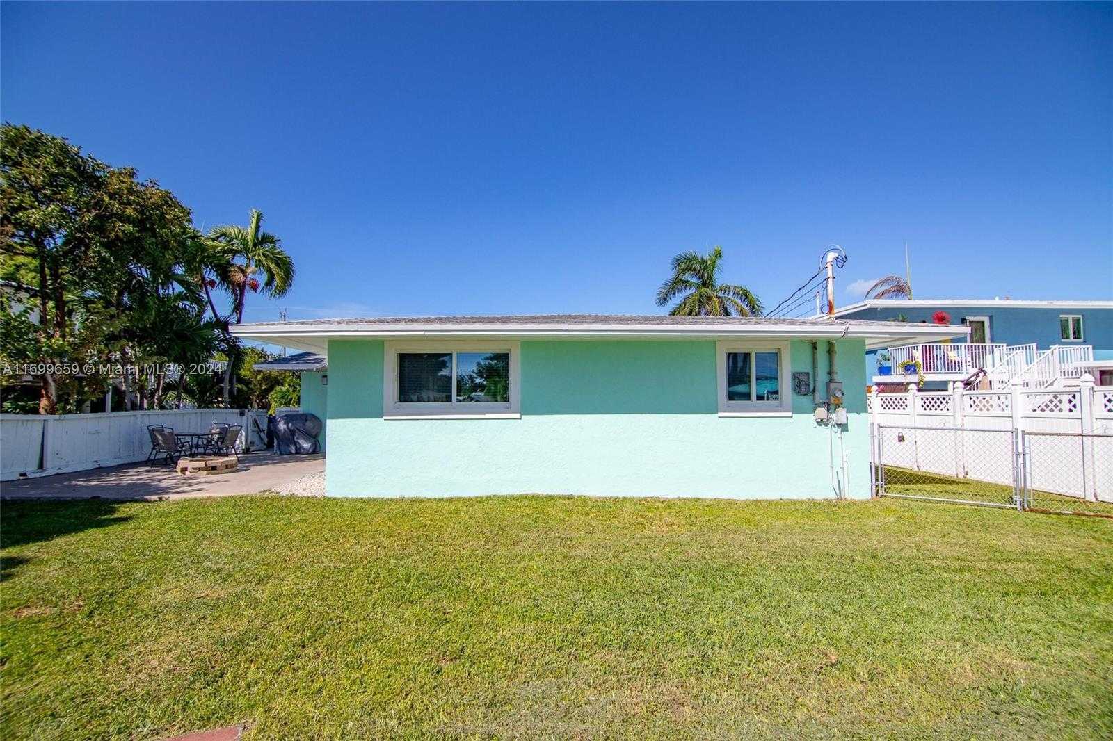 Small Image of 7951 GULFSTREAM BLVD, Marathon Number 49