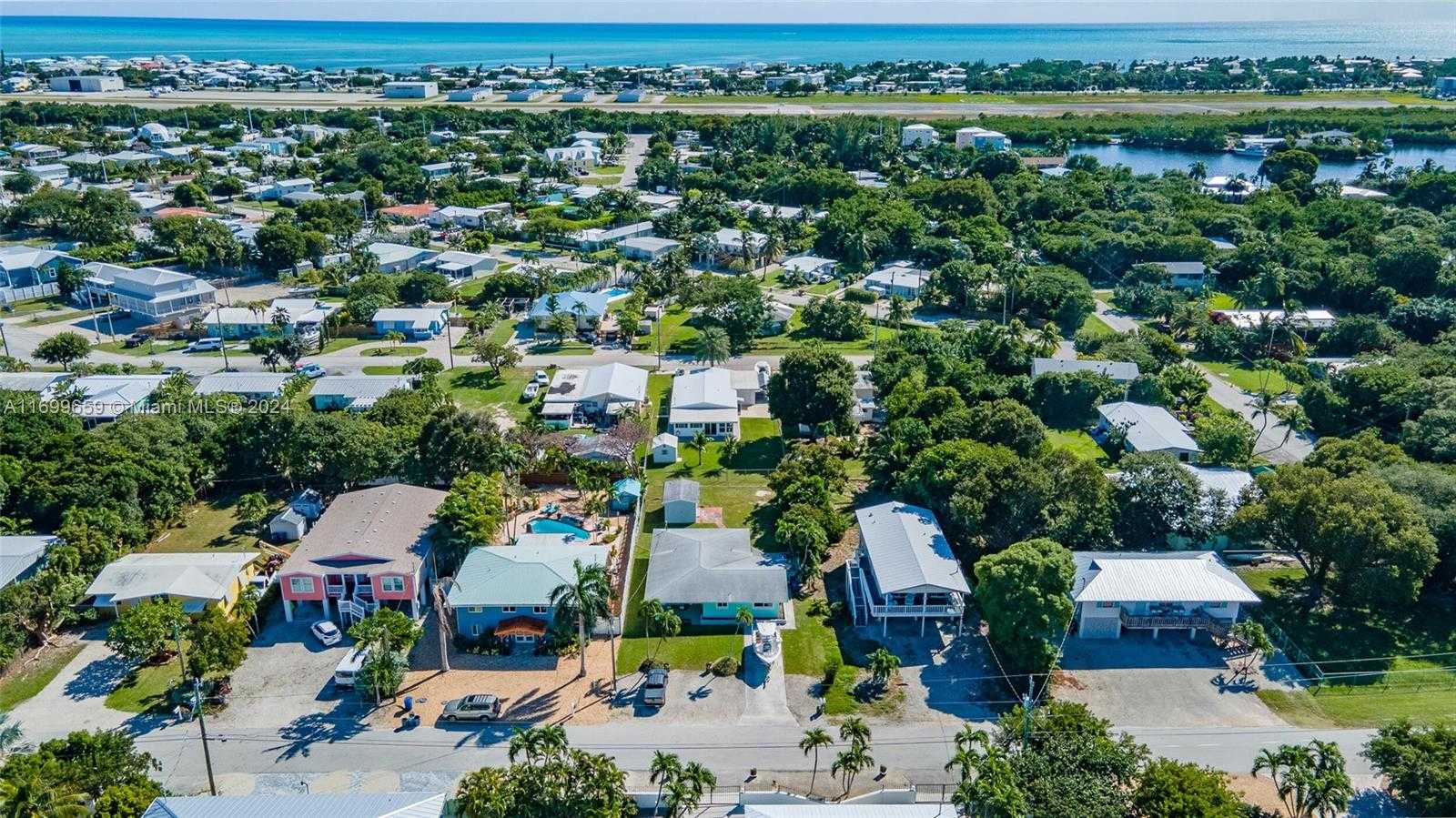 Small Image of 7951 GULFSTREAM BLVD, Marathon Number 61
