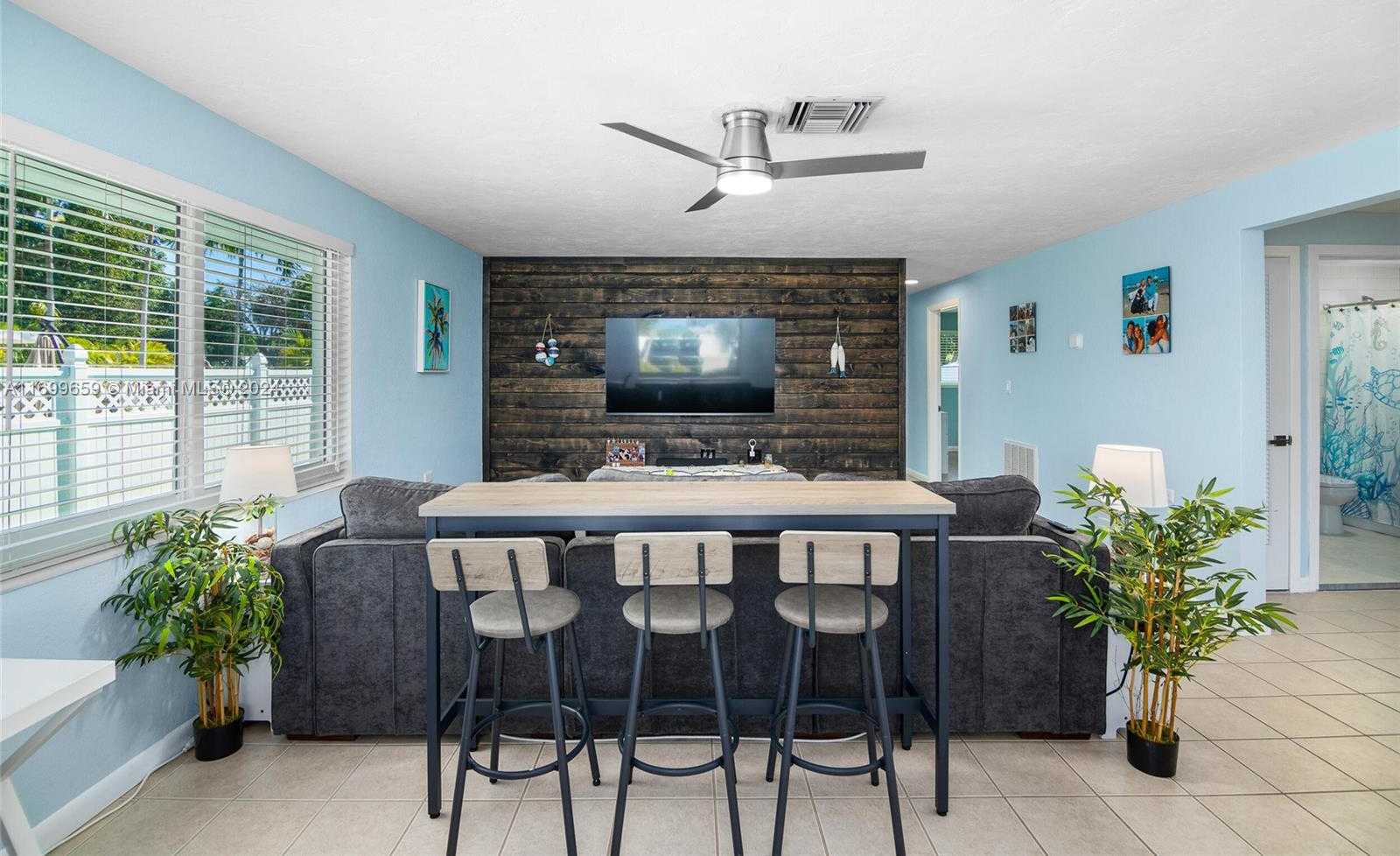 Small Image of 7951 GULFSTREAM BLVD, Marathon Number 8