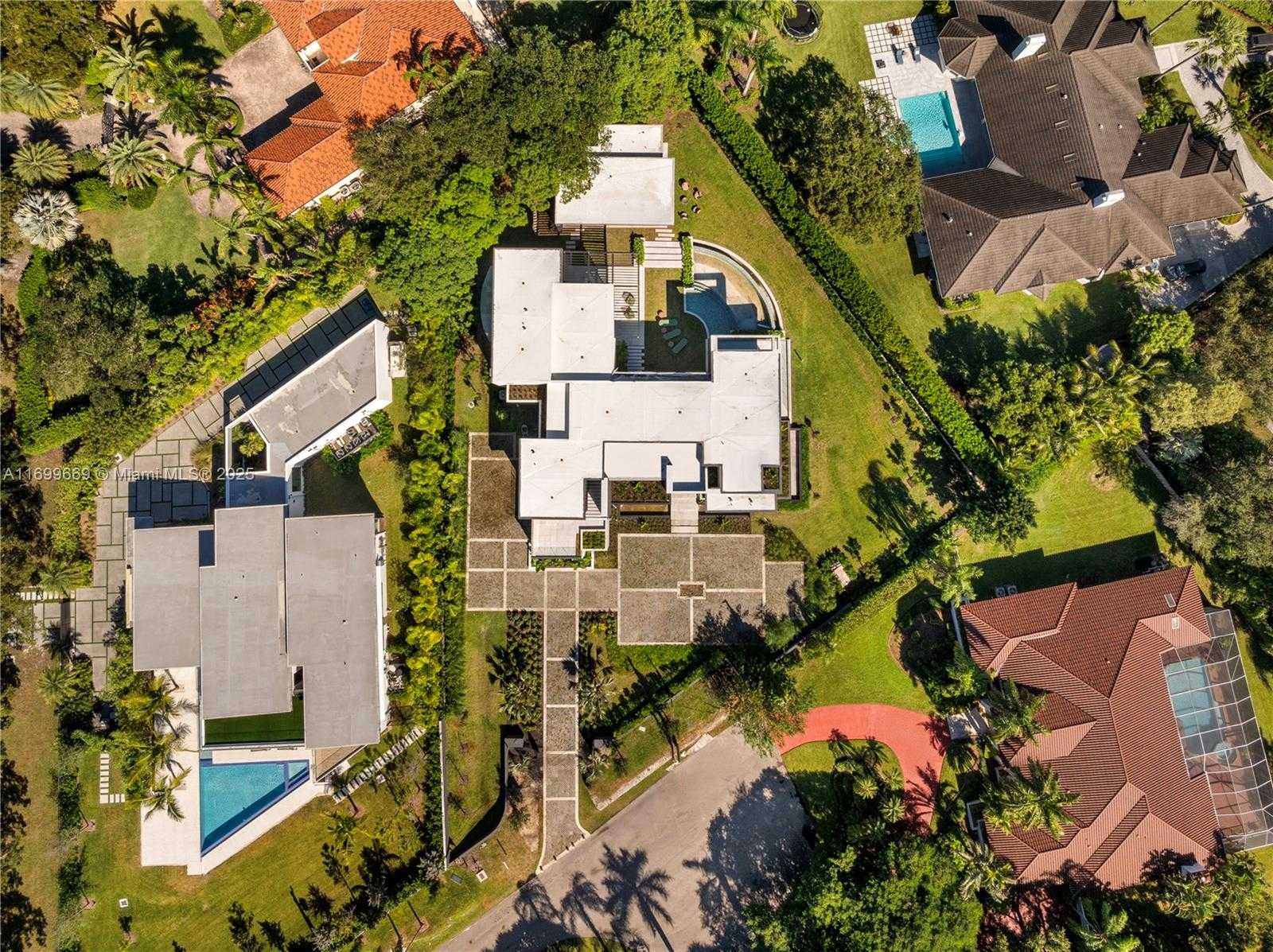 Small Image of 5845 SOUTH WEST 130TH TER, Pinecrest Number 53