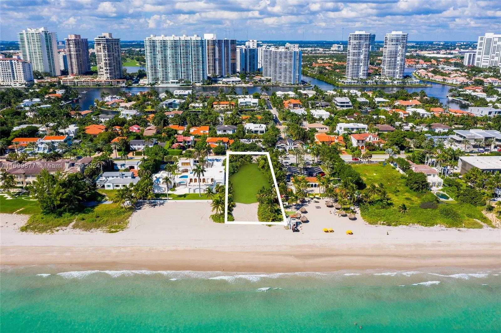 Small Image of 395 OCEAN BLVD, Golden Beach Number 10