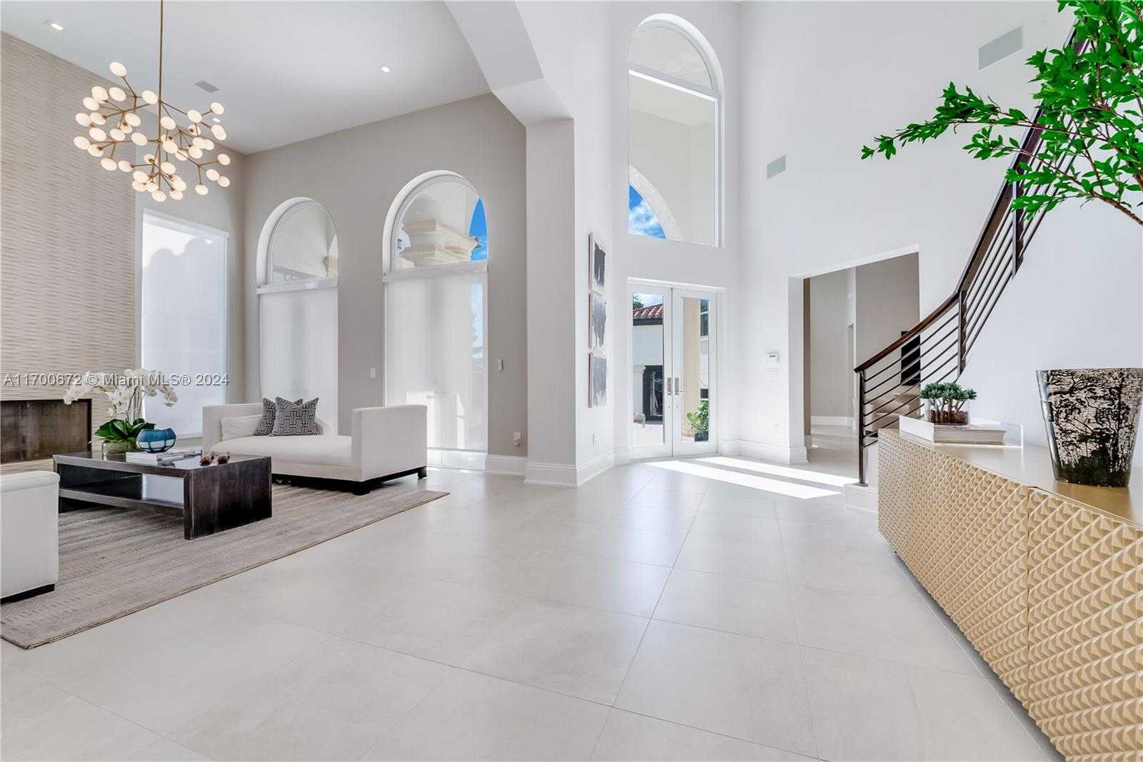 Small Image of 13693 DEERING BAY DR, Coral Gables Number 10