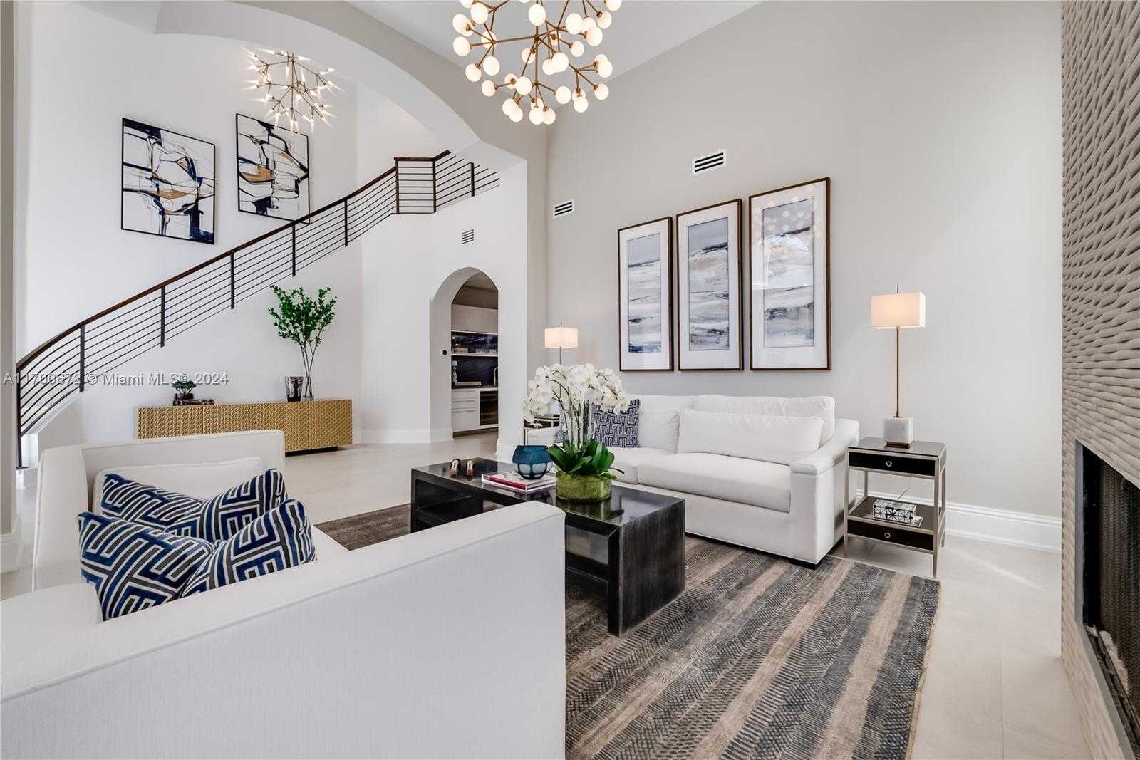Small Image of 13693 DEERING BAY DR, Coral Gables Number 11