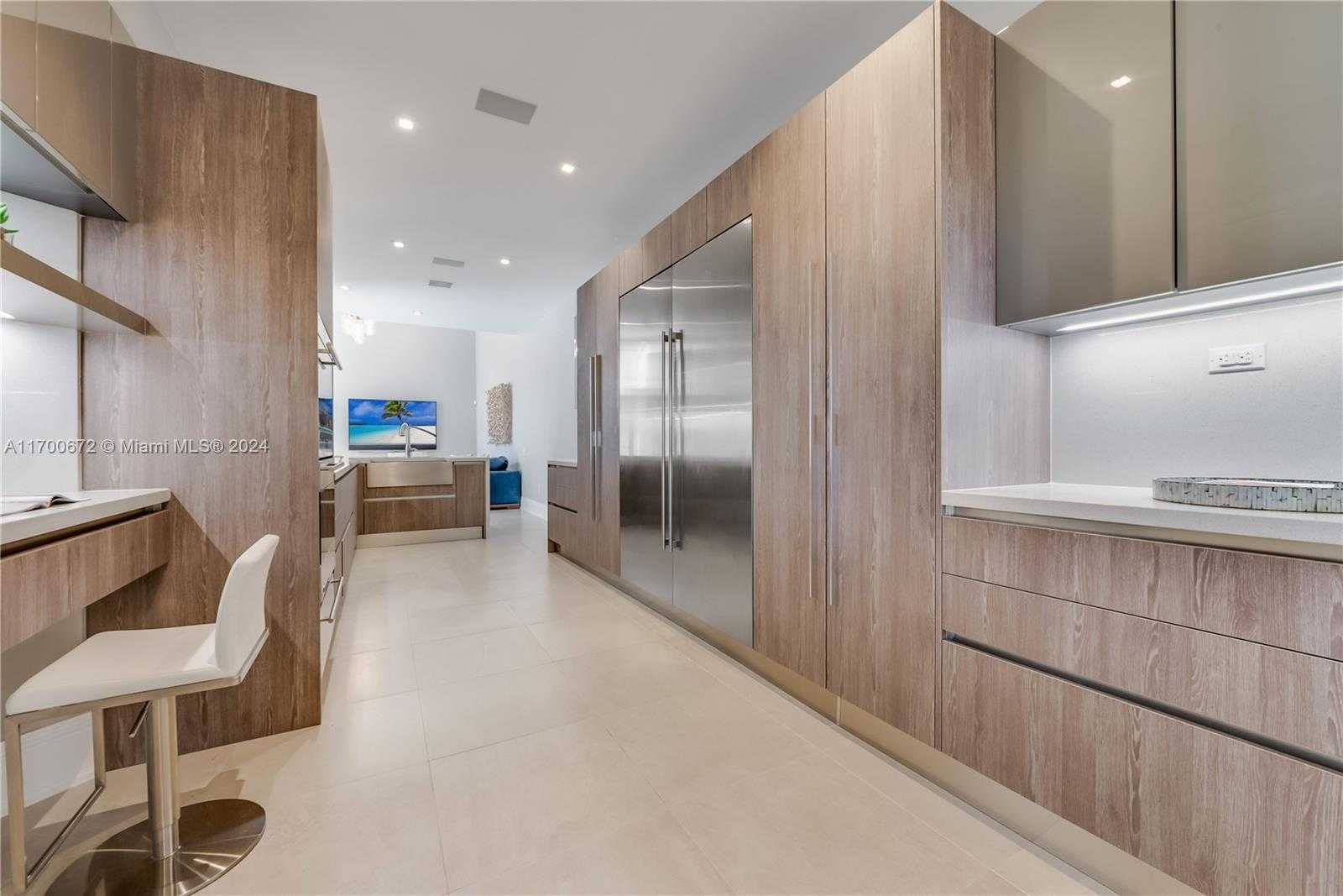 Small Image of 13693 DEERING BAY DR, Coral Gables Number 16