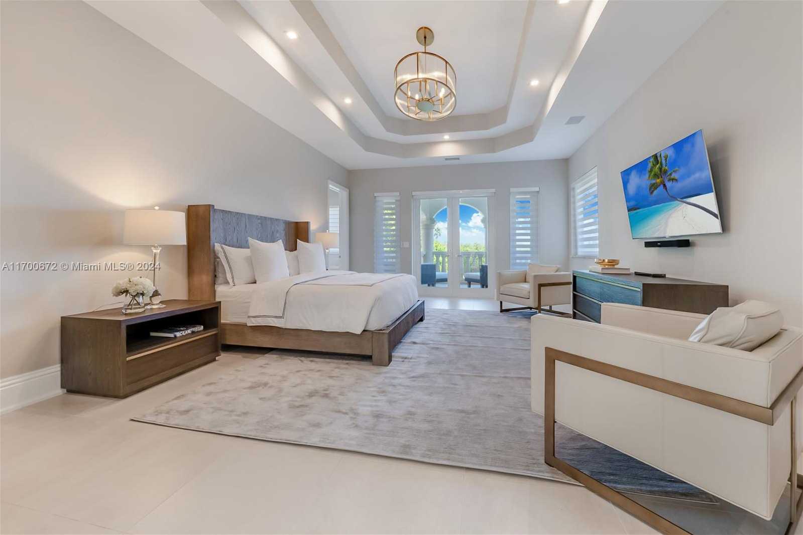 Small Image of 13693 DEERING BAY DR, Coral Gables Number 27