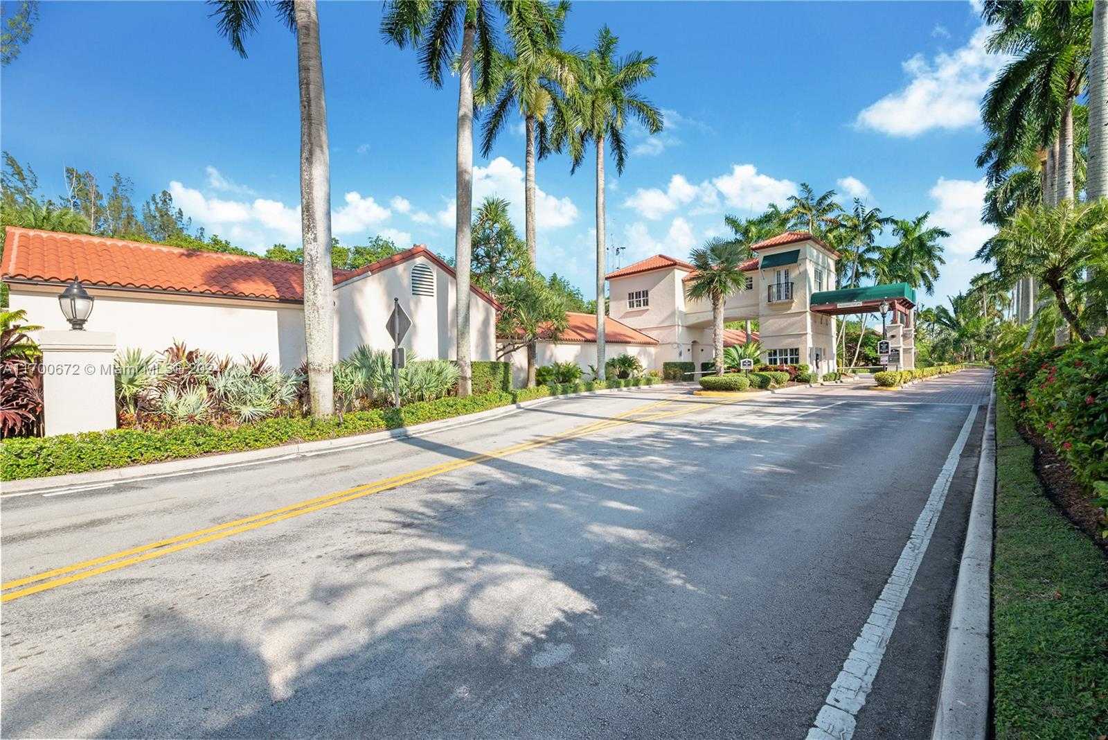 Small Image of 13693 DEERING BAY DR, Coral Gables Number 36