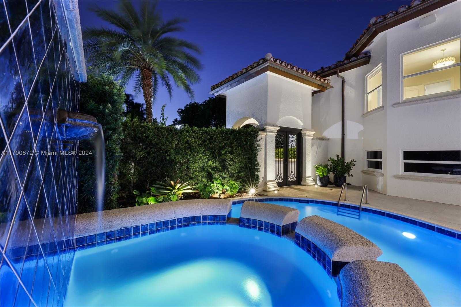 Small Image of 13693 DEERING BAY DR, Coral Gables Number 44