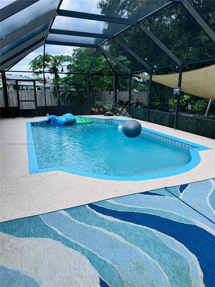 Small Image of 509 NORTH EAST SOLIDA CIR, Port St. Lucie Number 7