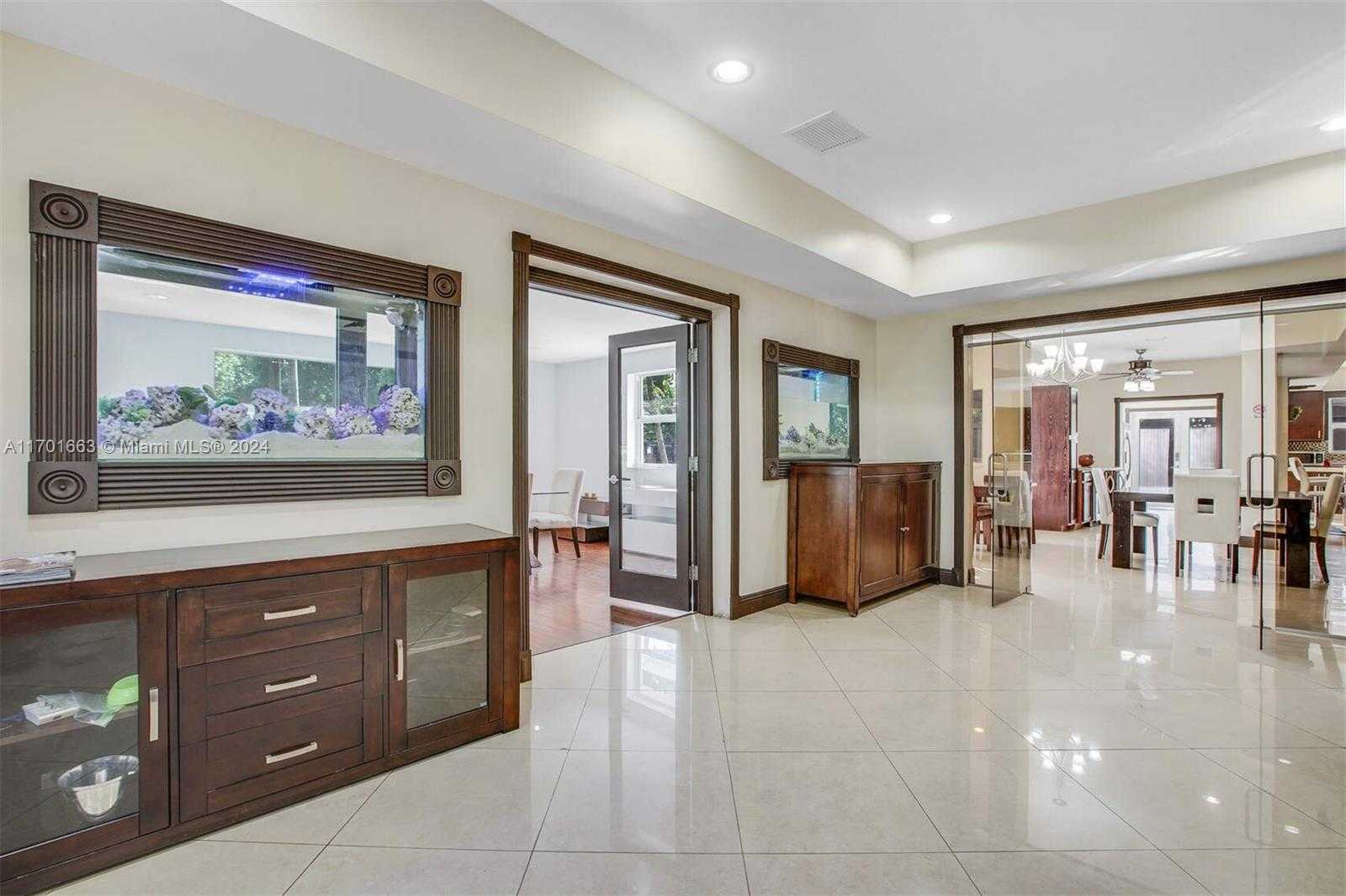 Small Image of 12746 NORTH EAST 4TH AVE, North Miami Number 12